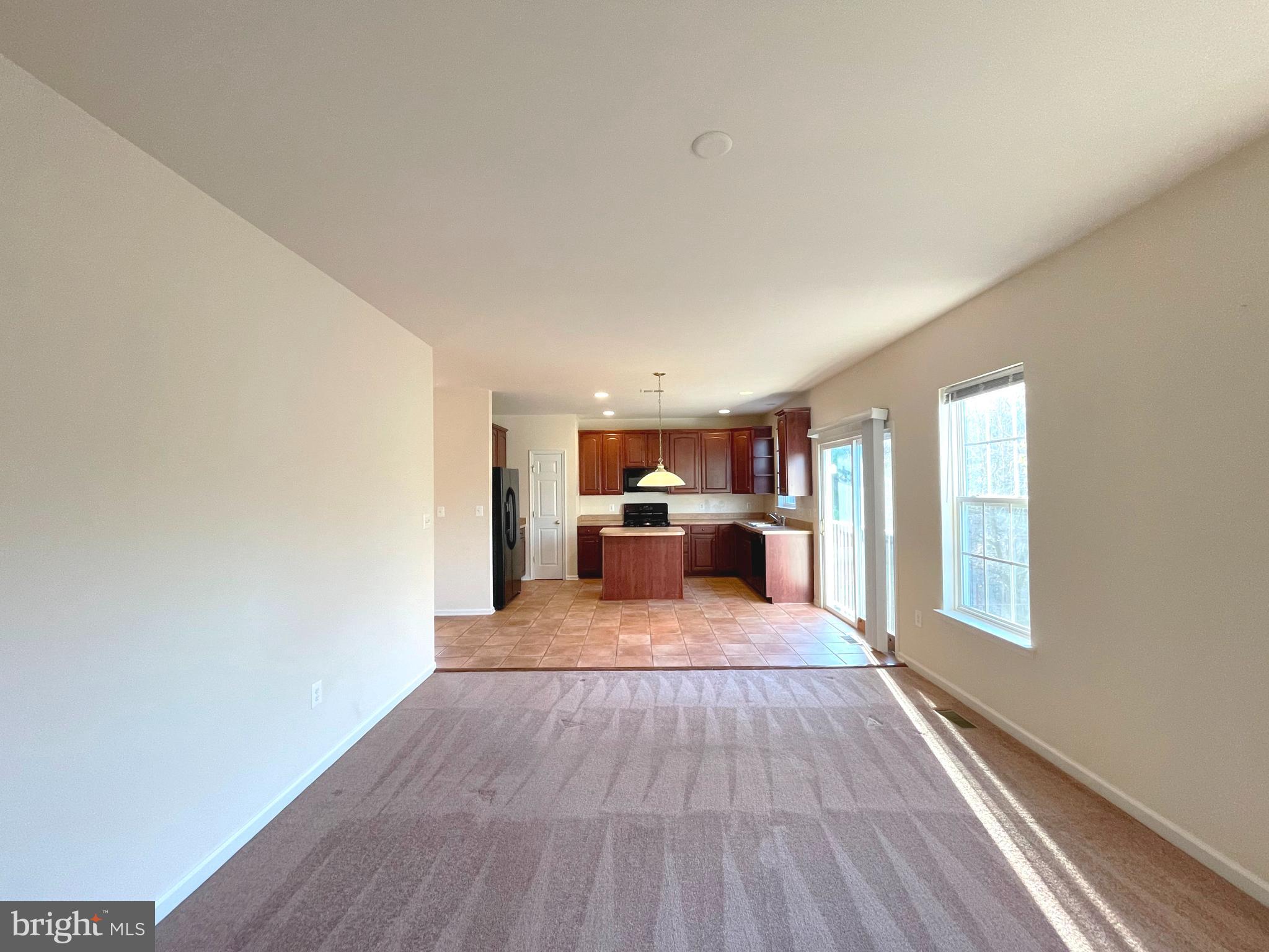 WESTBURY WEST - Residential Lease