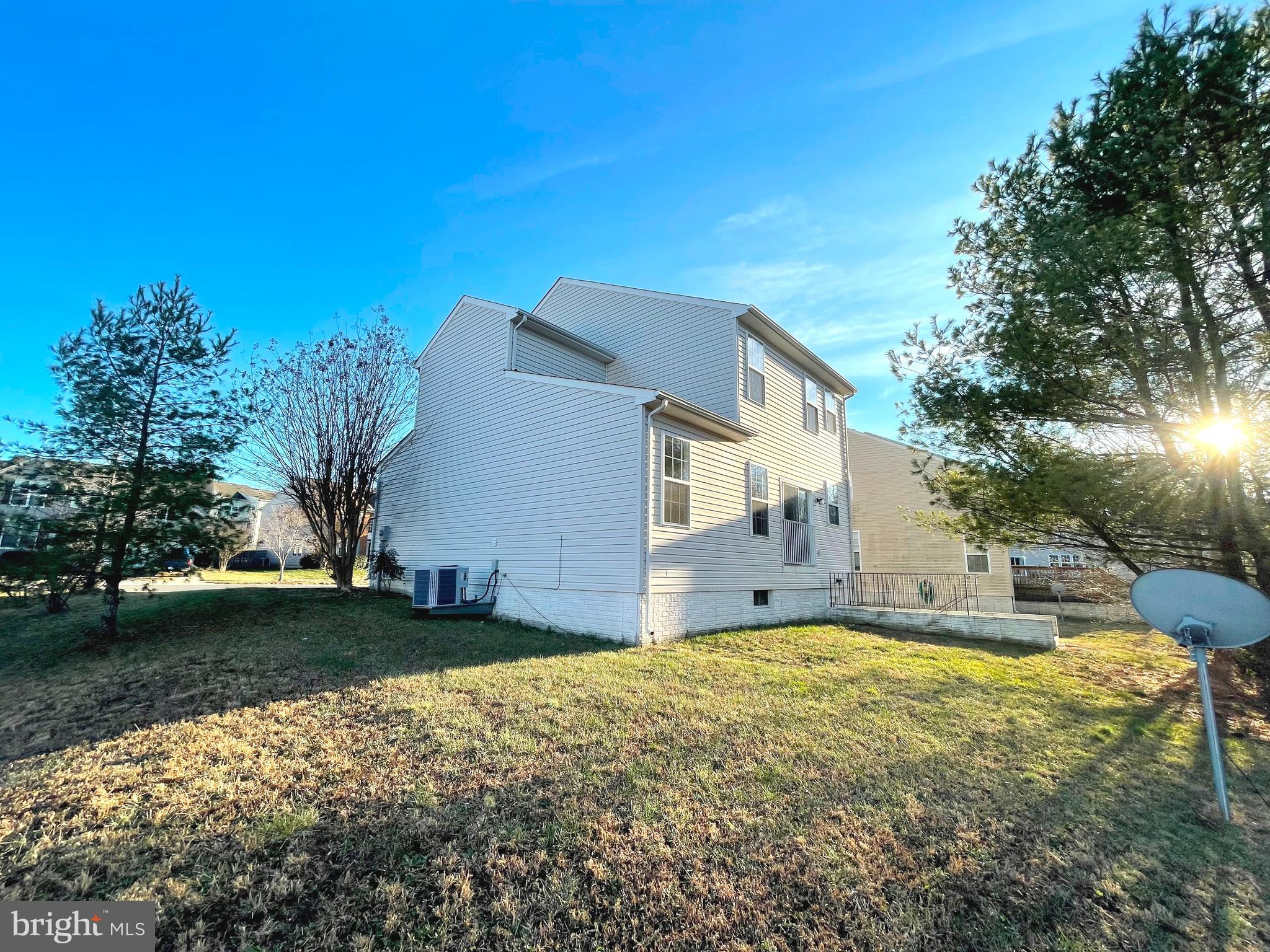 WESTBURY WEST - Residential Lease