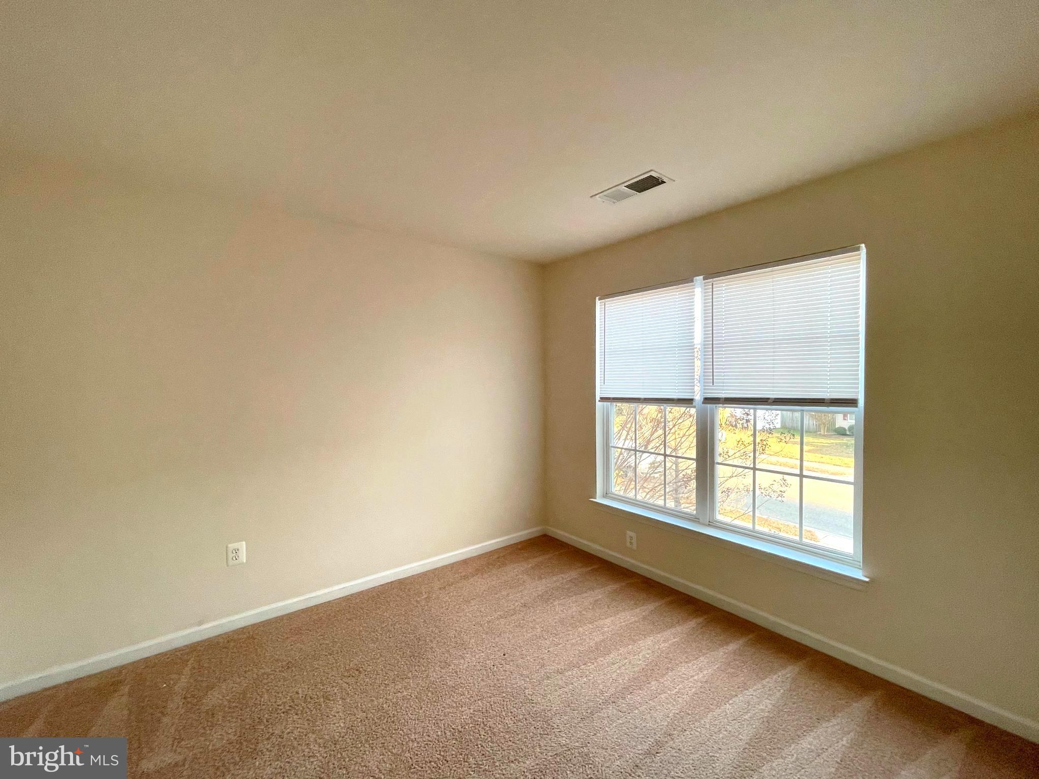 WESTBURY WEST - Residential Lease