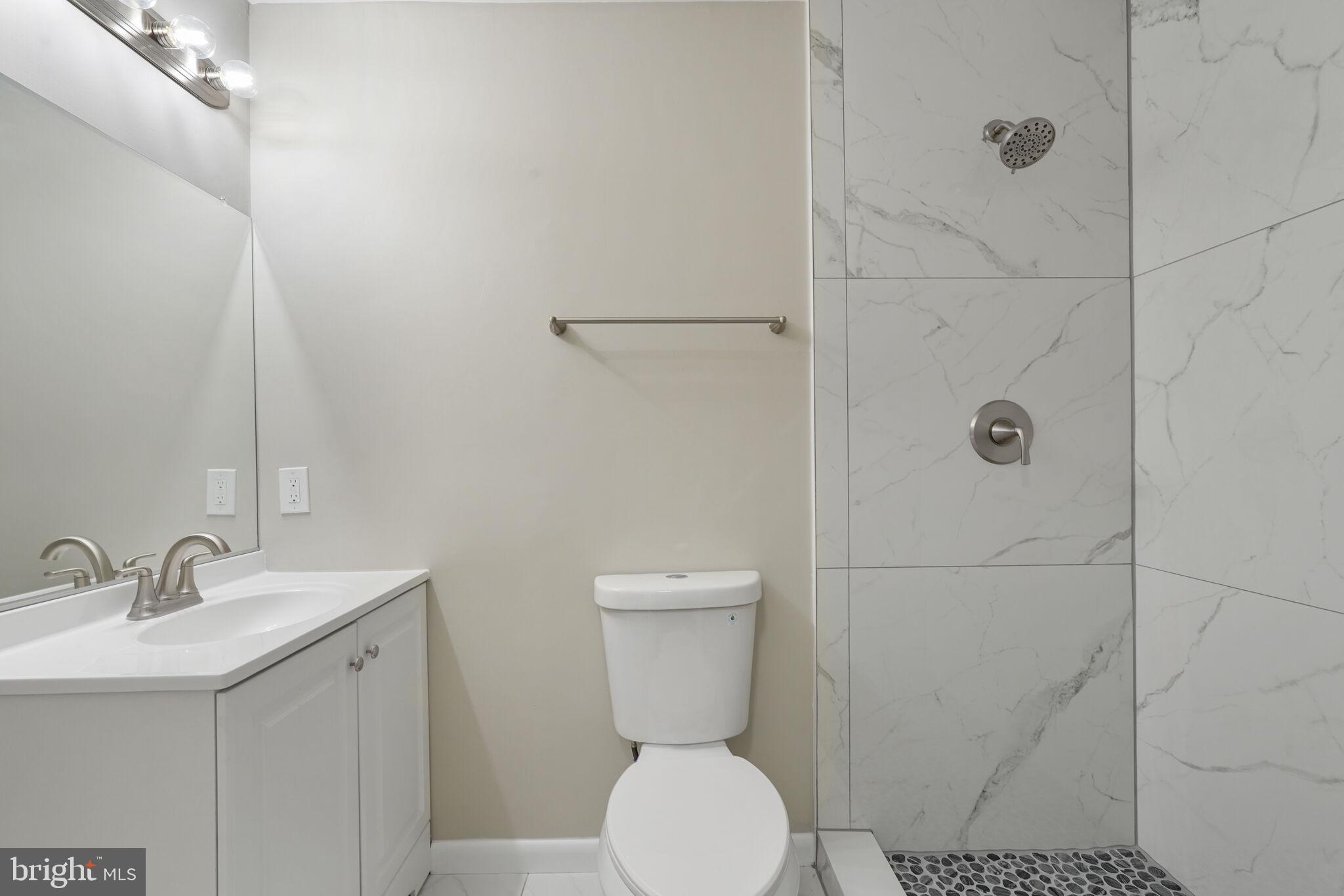 TOWNES OF GREENBRIAR - Residential