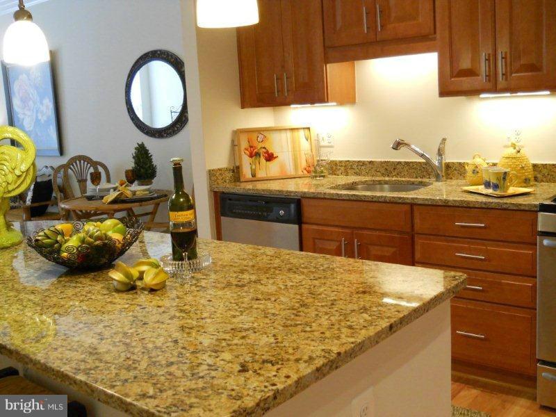 ABINGDON ROW - Residential Lease