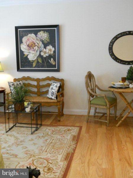 ABINGDON ROW - Residential Lease