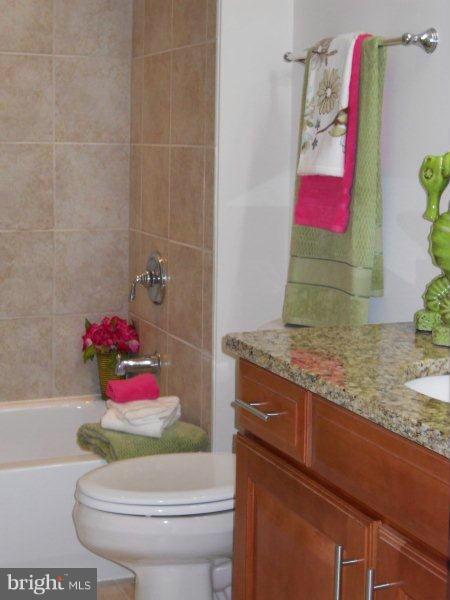 ABINGDON ROW - Residential Lease