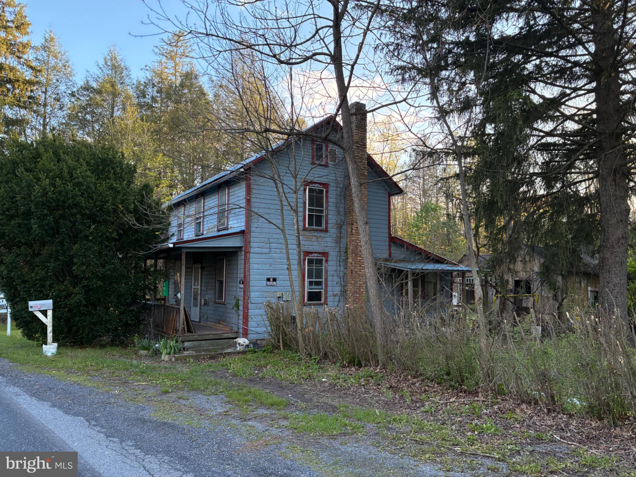 201 HOOVER ROAD