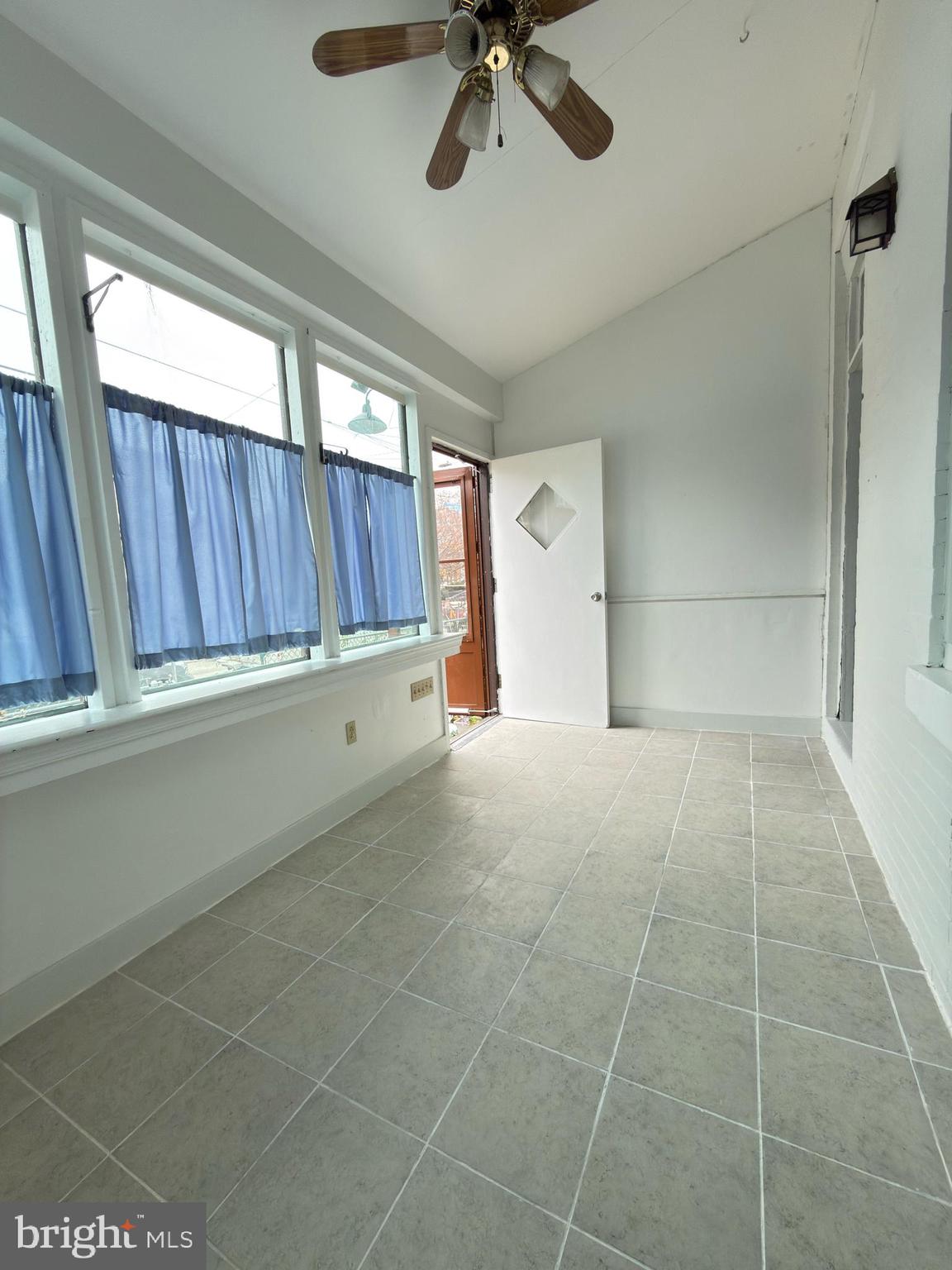 TACONY - Residential