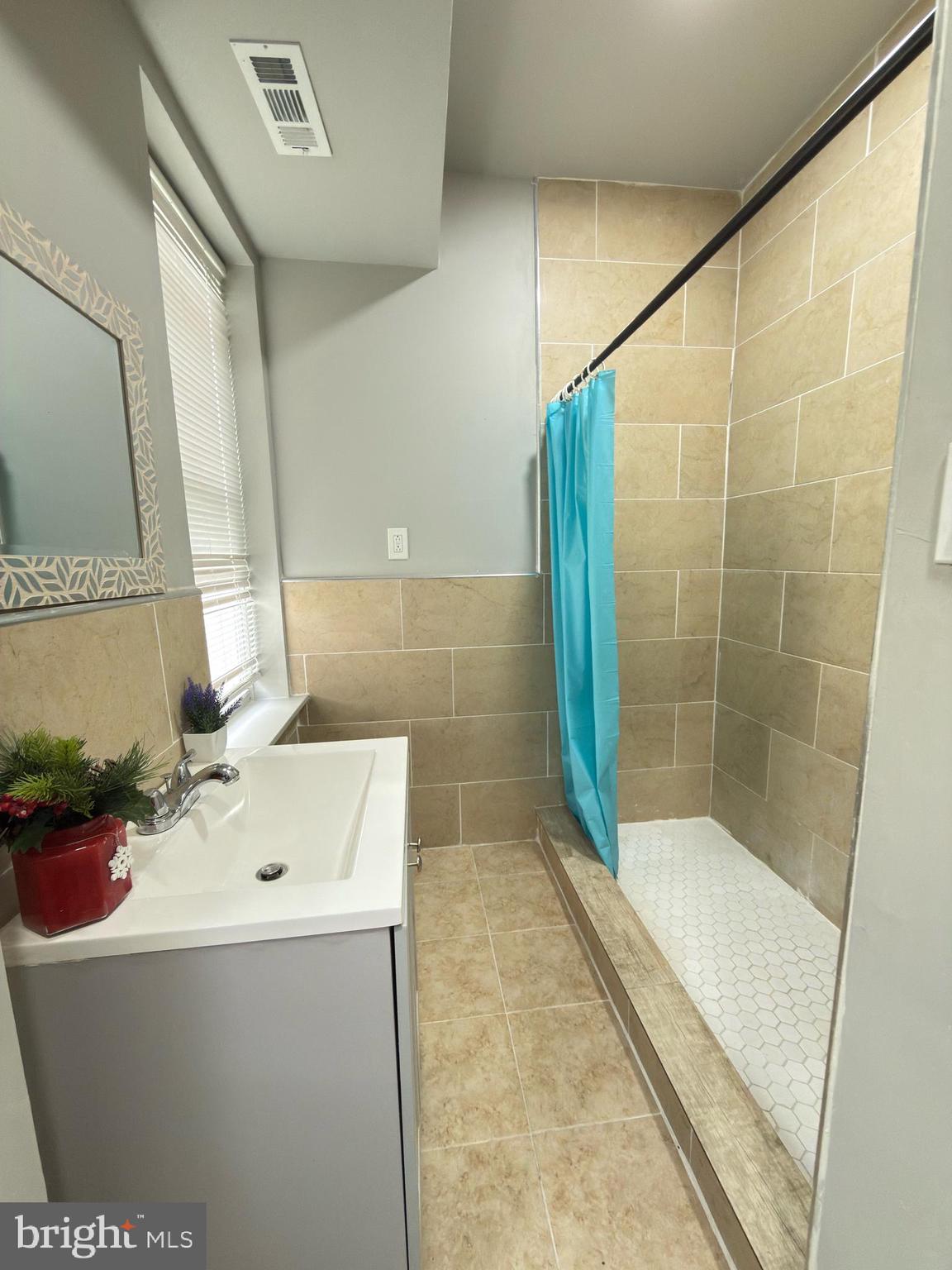 TACONY - Residential