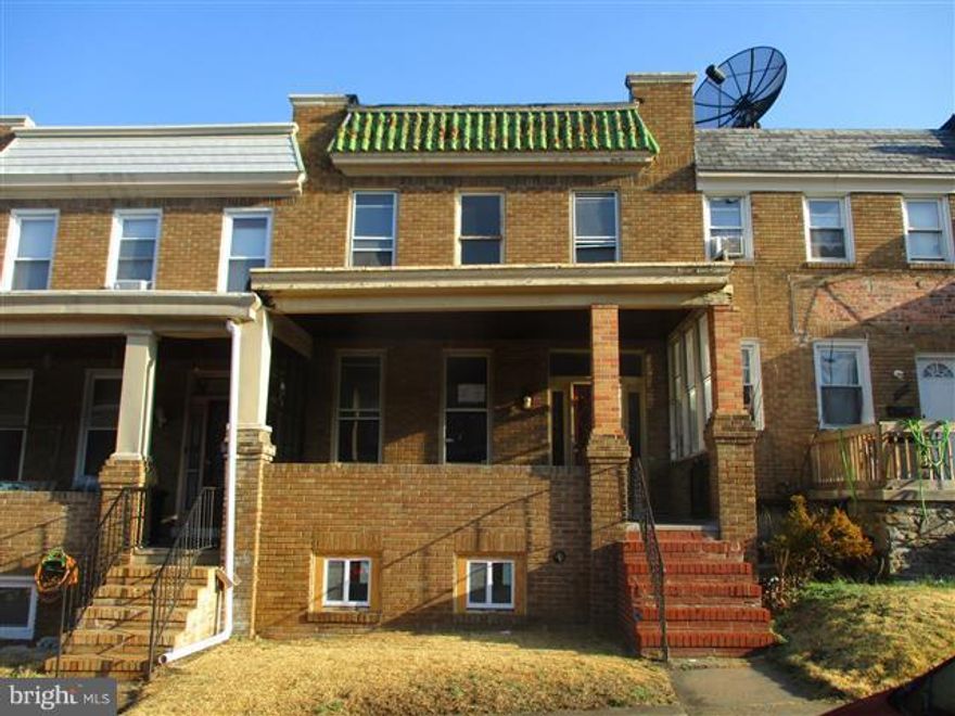 3 Levels of living space with covered Front porch and enclosed bump out in rear. Open floor plan on main level offers 3 rooms. Upper level has 3 bedrooms, full bath with rear balcony off back bedroom. Lower level has full bath, kitchen and storage space. Walk out a few steps to fenced rear yard. Backs to alley for possible off street parking in rear. Agents view docs.OPENS TO INVESTORS 3.22