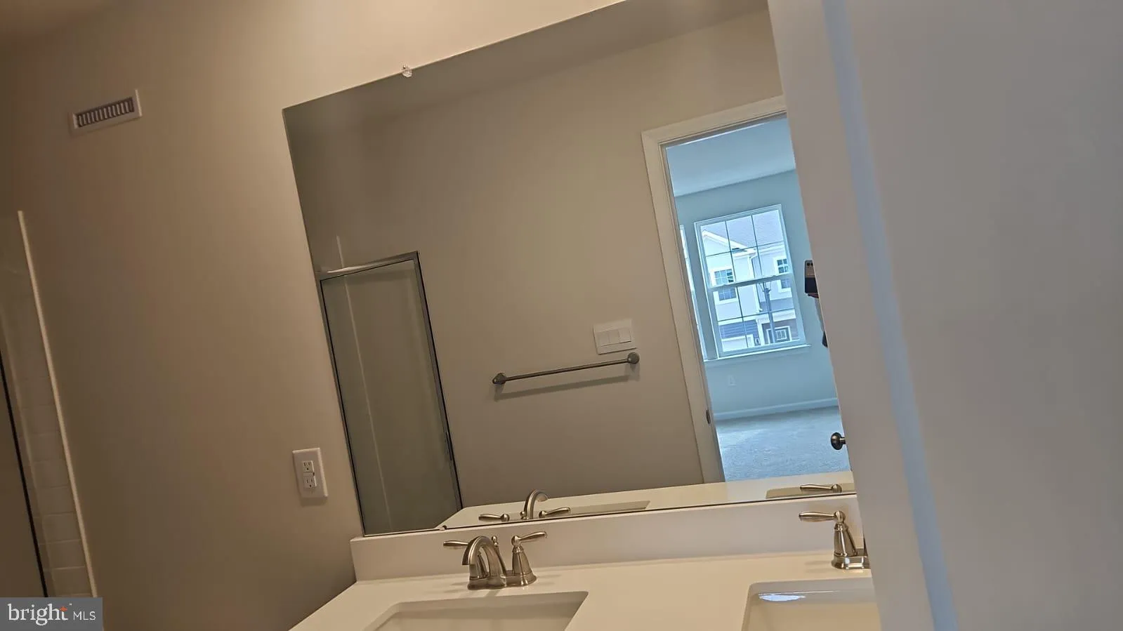 Westampton, New Jersey 08060, United States, 3 Bedrooms Bedrooms, ,3 BathroomsBathrooms,Residential,Contingent,82846