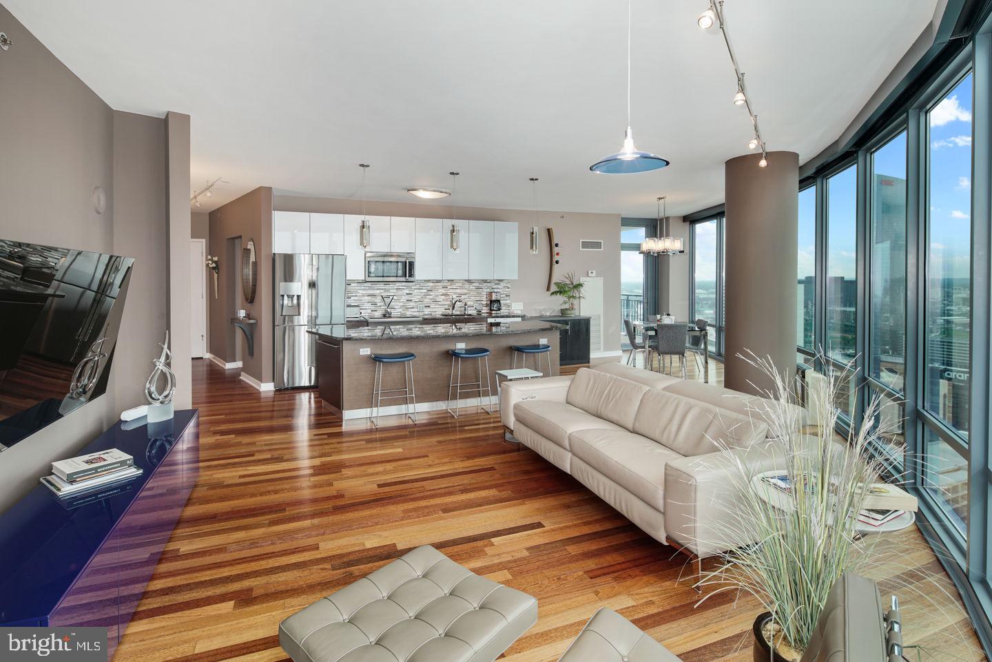 RITTENHOUSE SQUARE - Residential