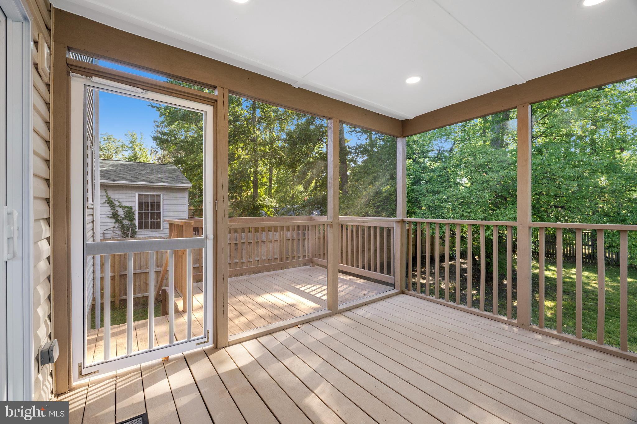 ARUNDEL ON THE BAY - Residential