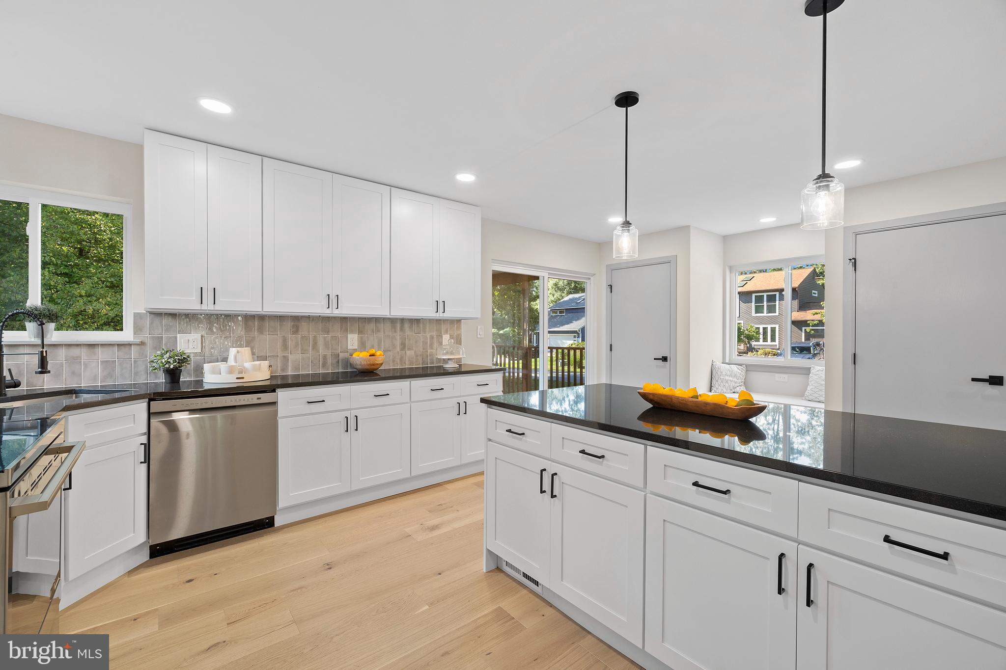 ARUNDEL ON THE BAY - Residential