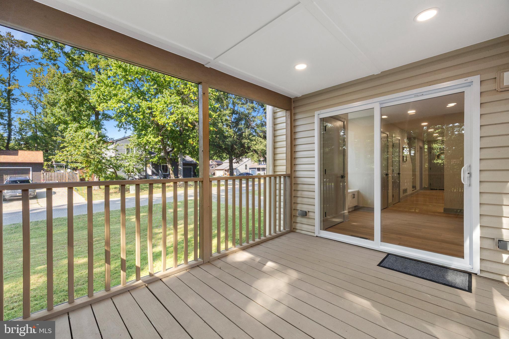 ARUNDEL ON THE BAY - Residential