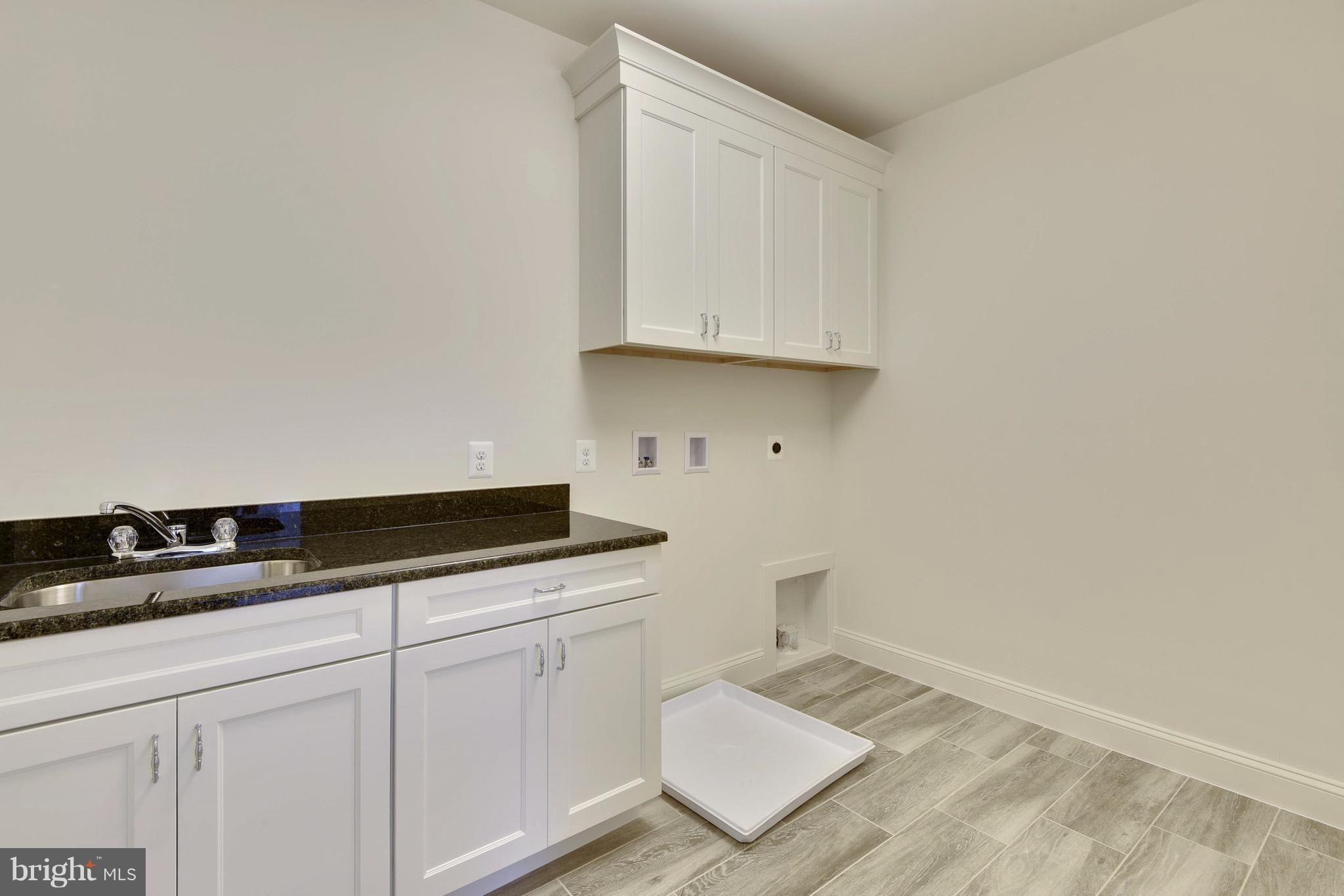 HUNTINGTON TERRACE - Residential
