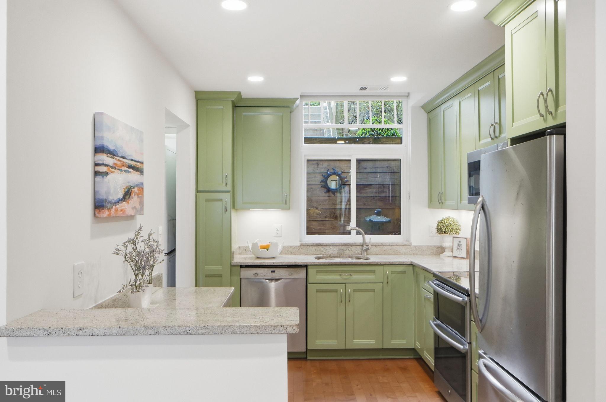 DOCKSIDE - Residential