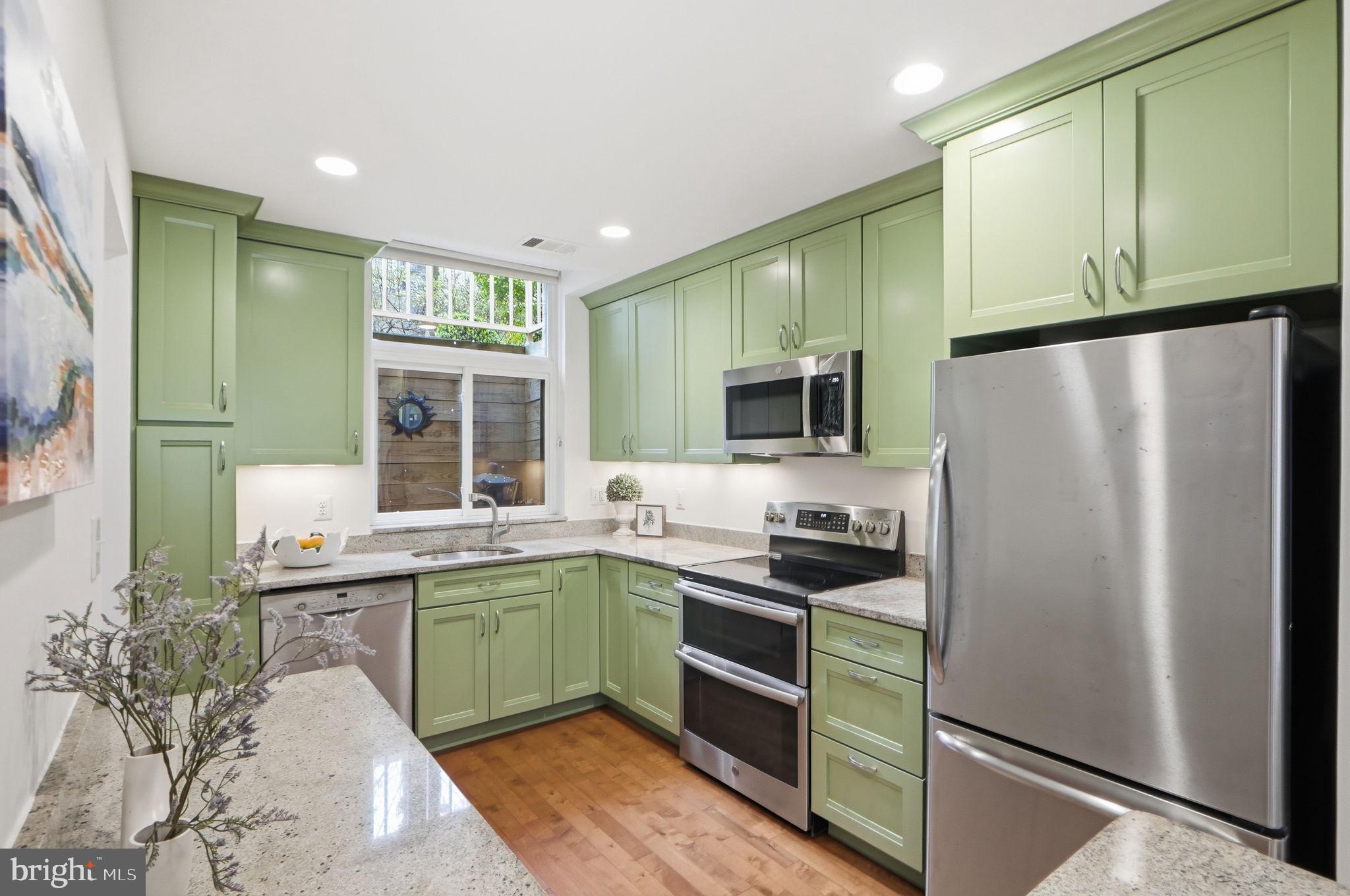 DOCKSIDE - Residential