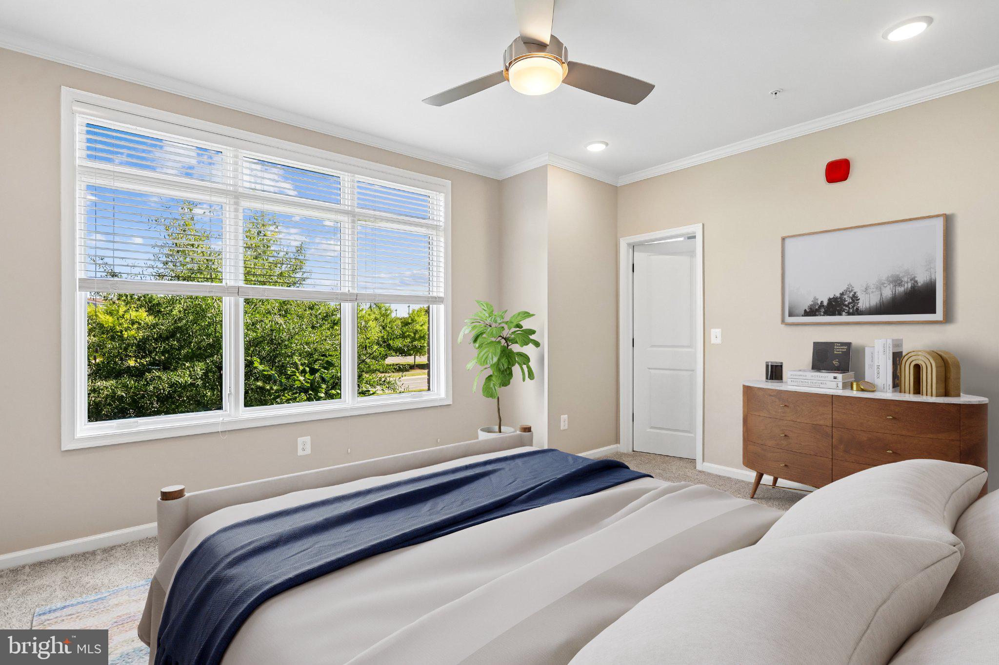 1512 RIBBON LIMESTONE TERRACE SE