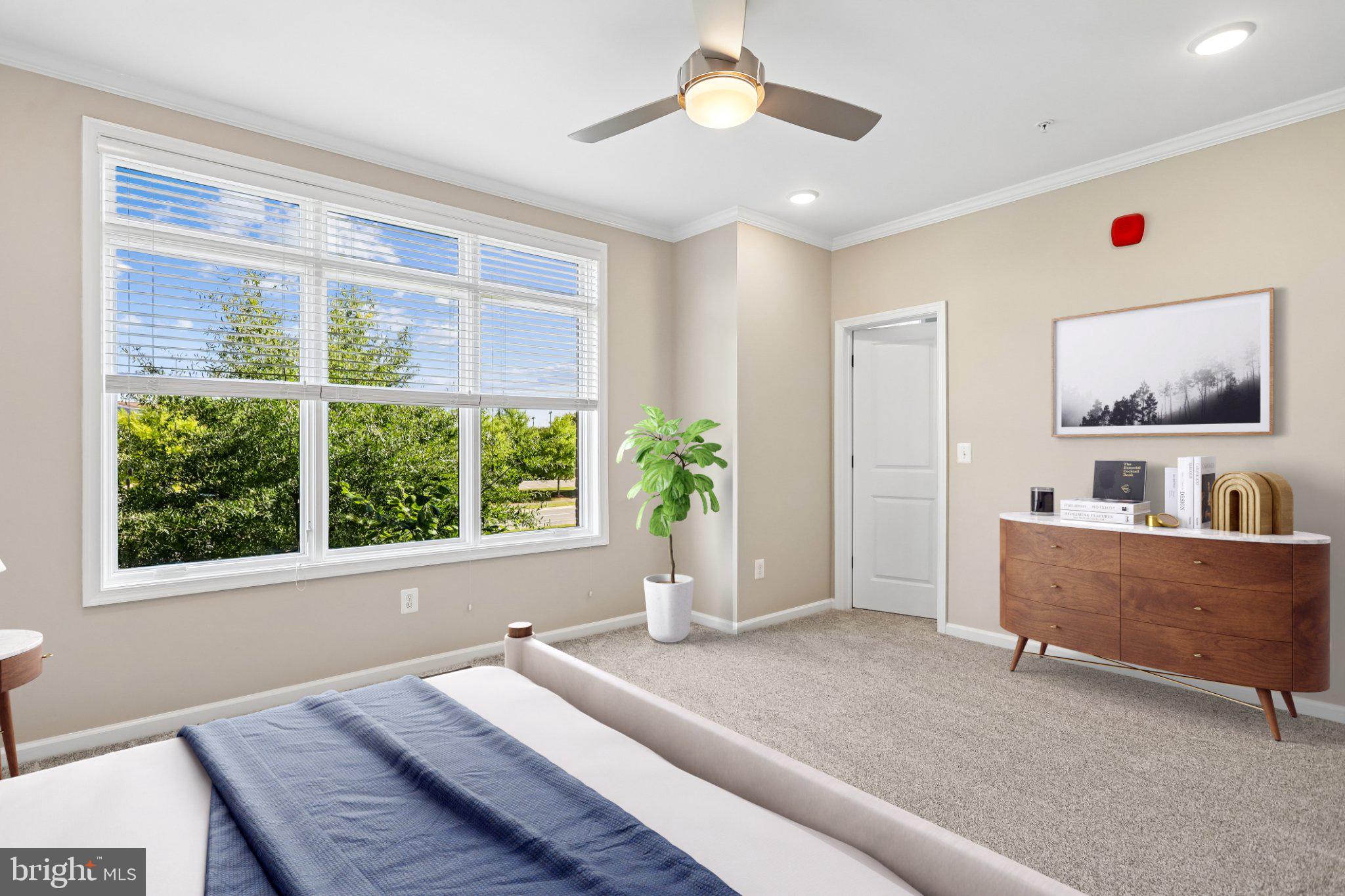 1512 RIBBON LIMESTONE TERRACE SE