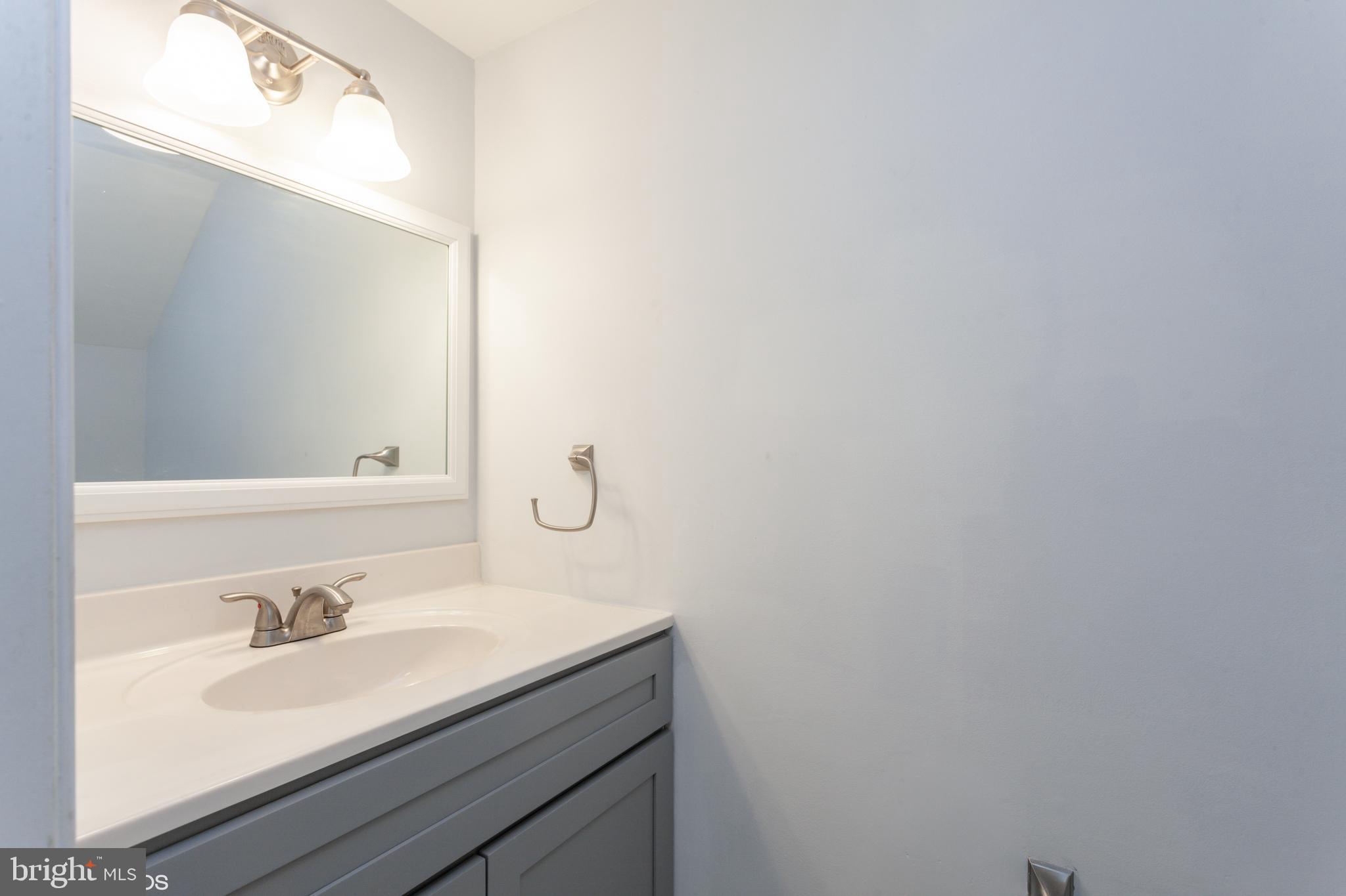 HERITAGE HILL CONDO - Residential