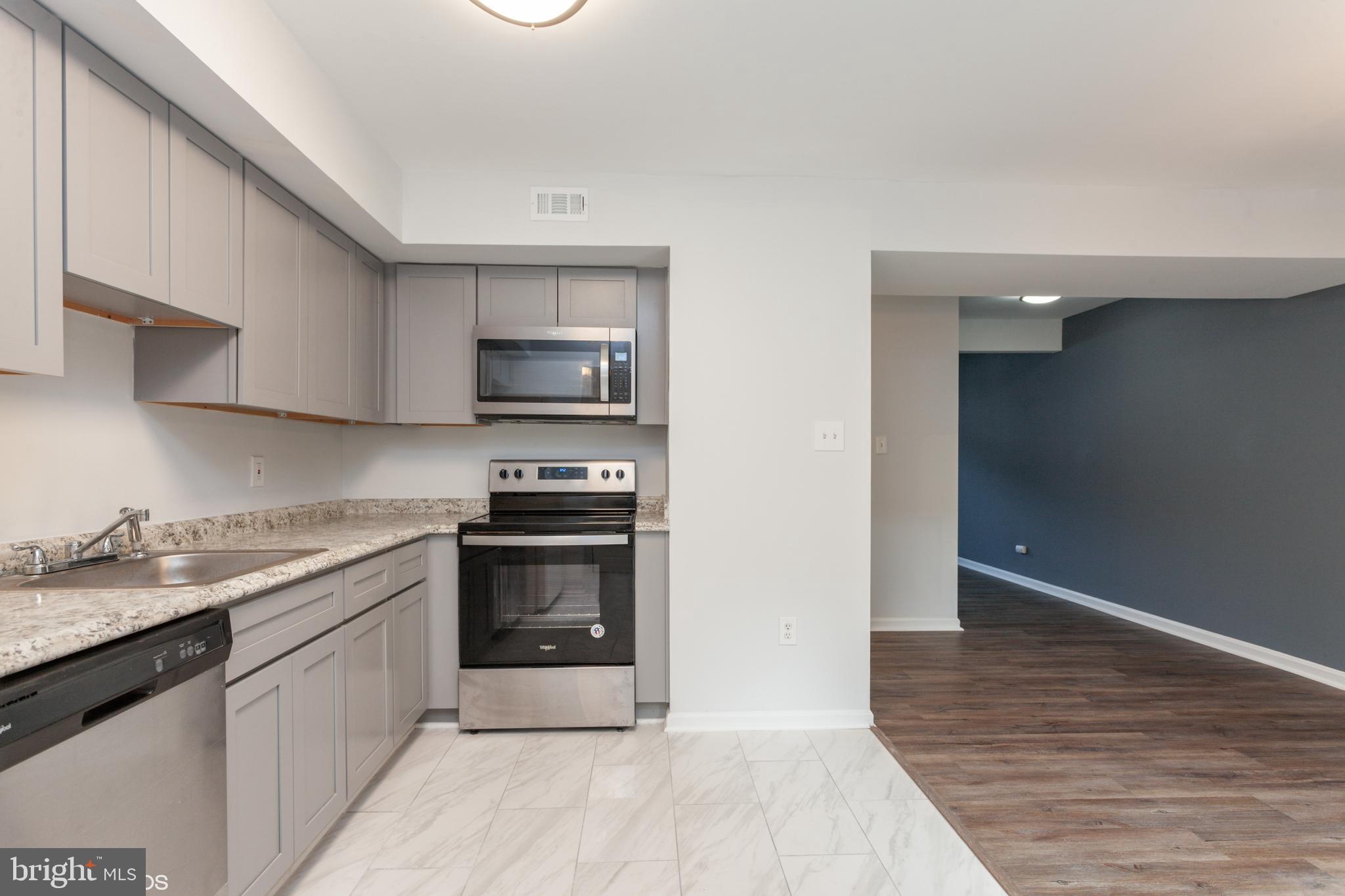 HERITAGE HILL CONDO - Residential