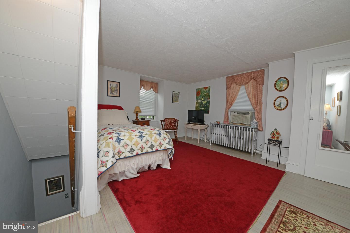 CHELTENHAM - Residential