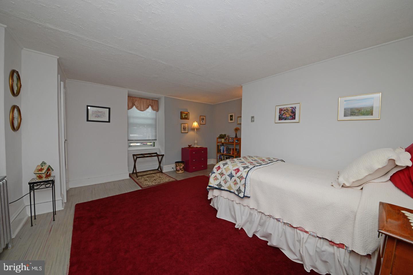 CHELTENHAM - Residential