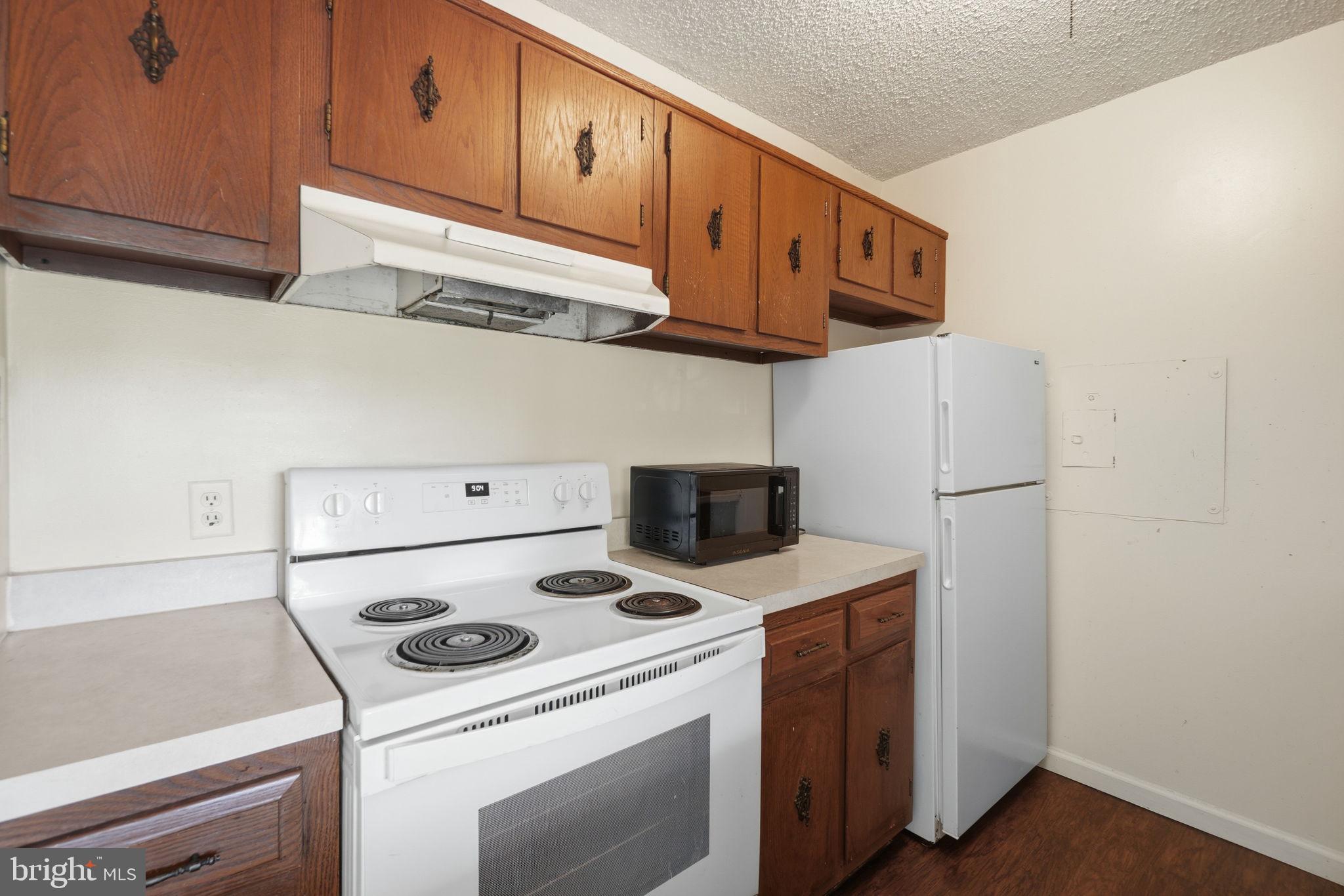 2311 PIMMIT DRIVE 511E