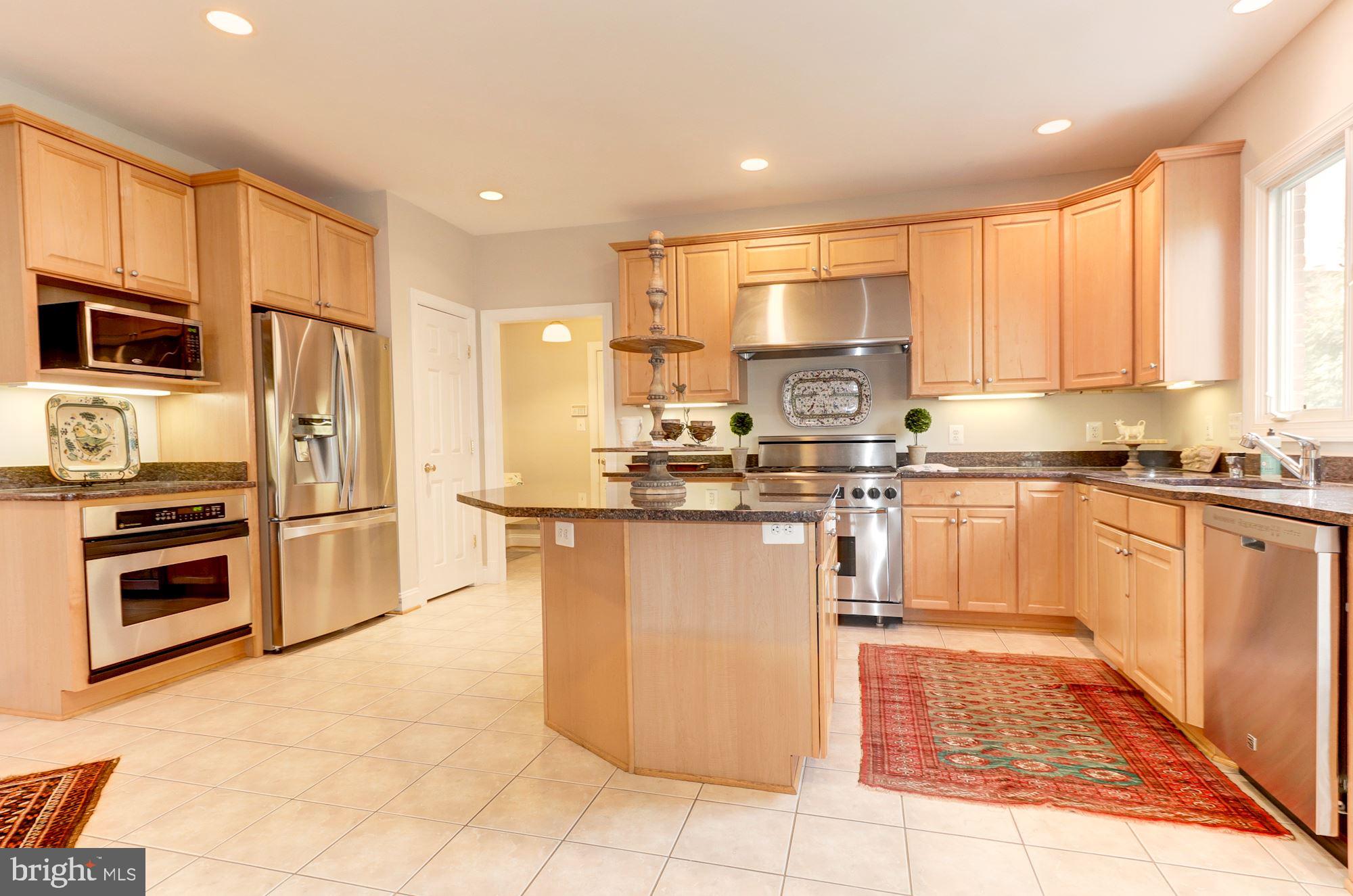 SHIRLEY WOODS - Residential