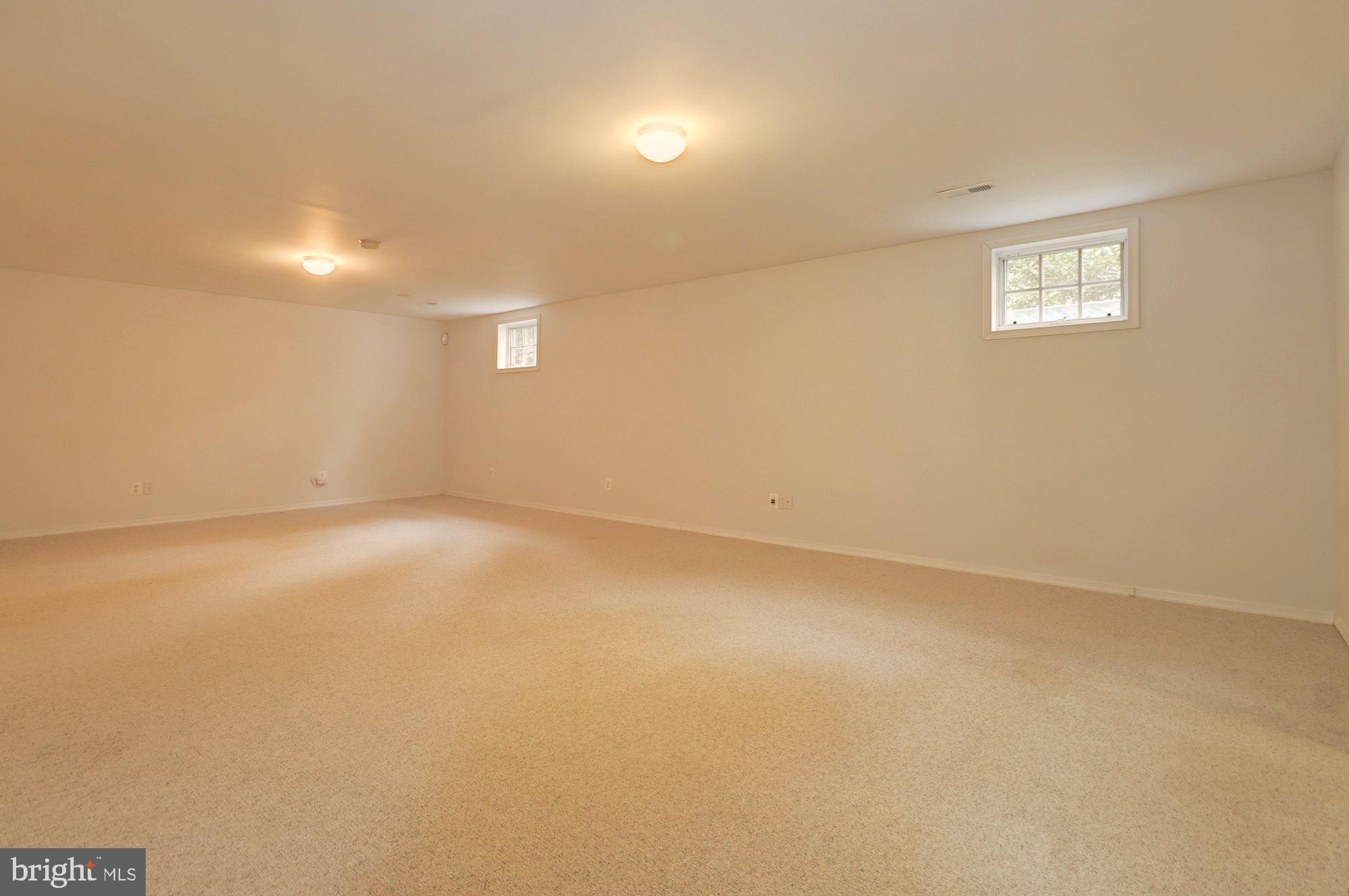 SHIRLEY WOODS - Residential