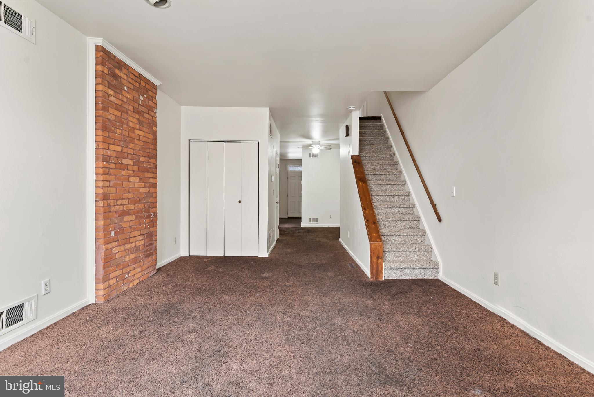 SUMMIT TERRACE - Residential