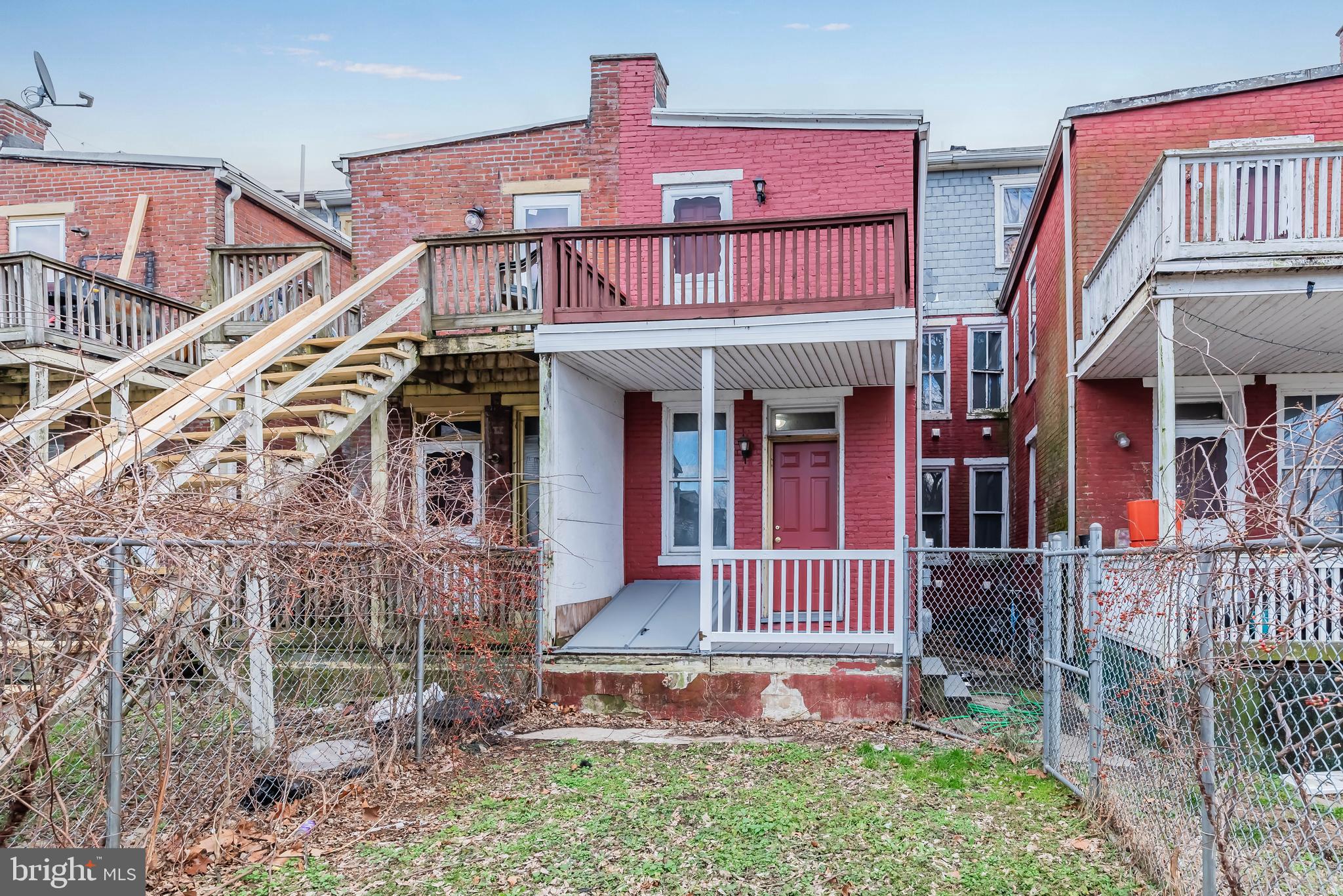 SUMMIT TERRACE - Residential