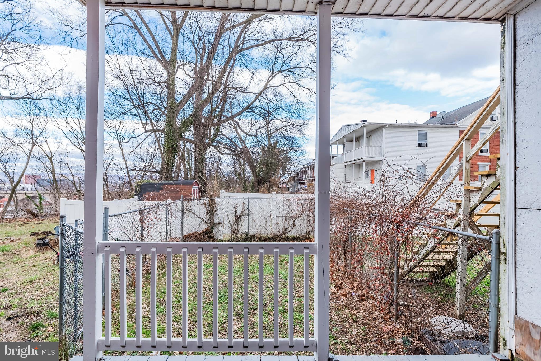 SUMMIT TERRACE - Residential