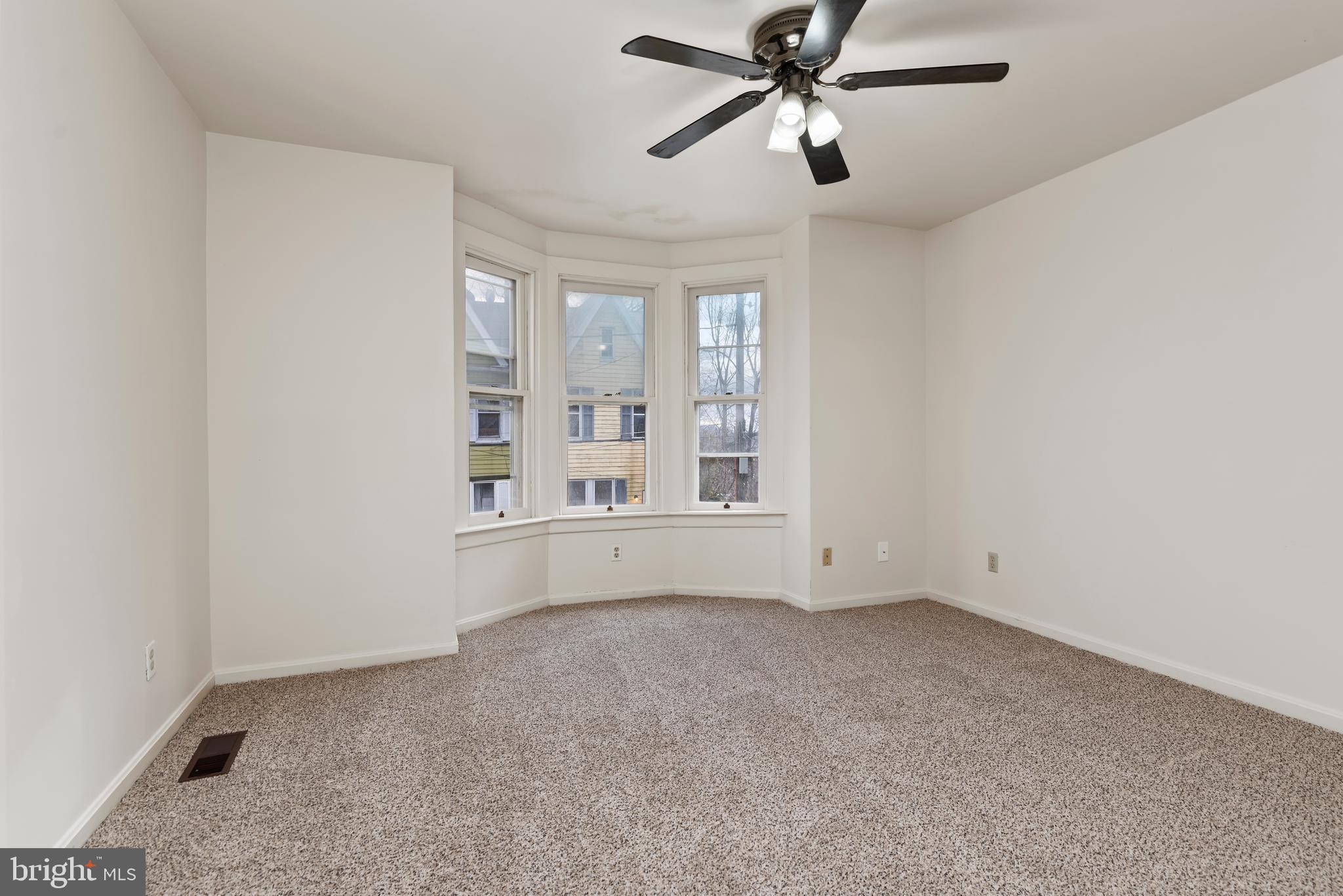 SUMMIT TERRACE - Residential