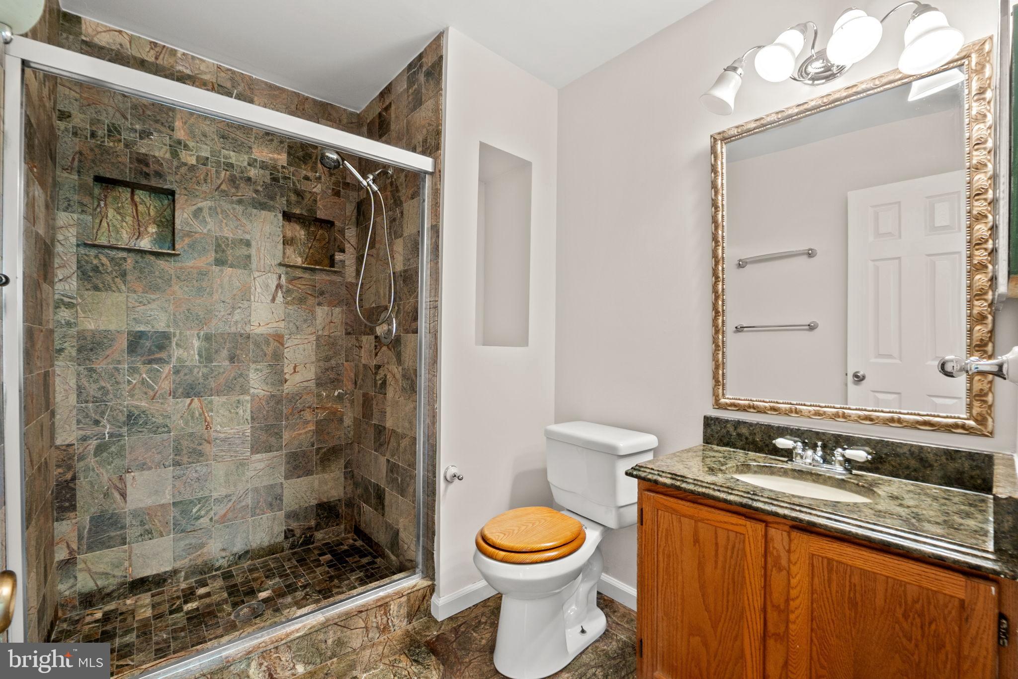 SOUTH COVE - Residential