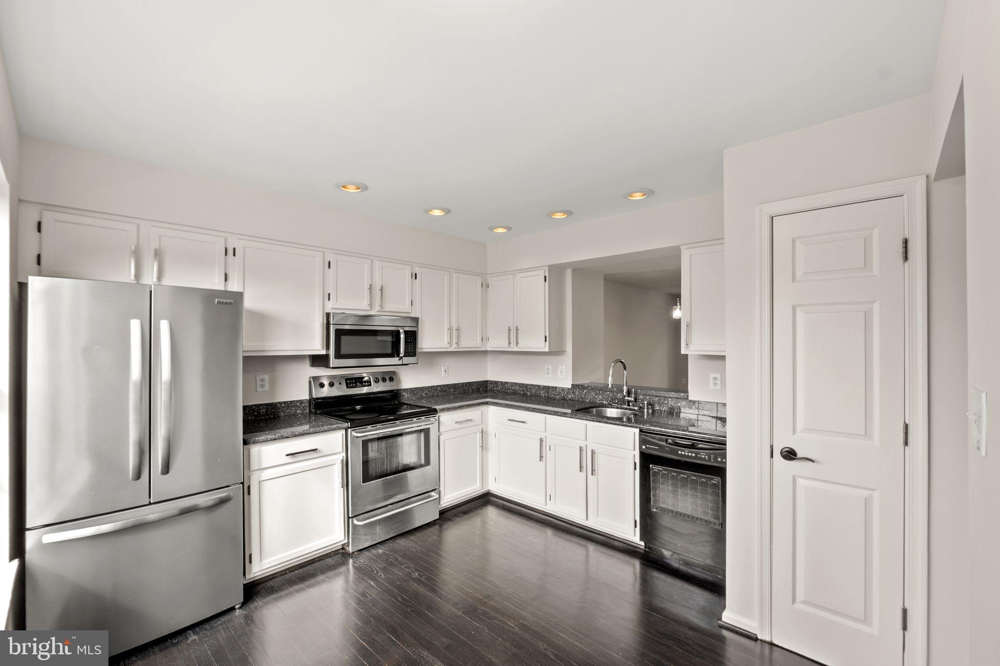 SOUTH COVE - Residential