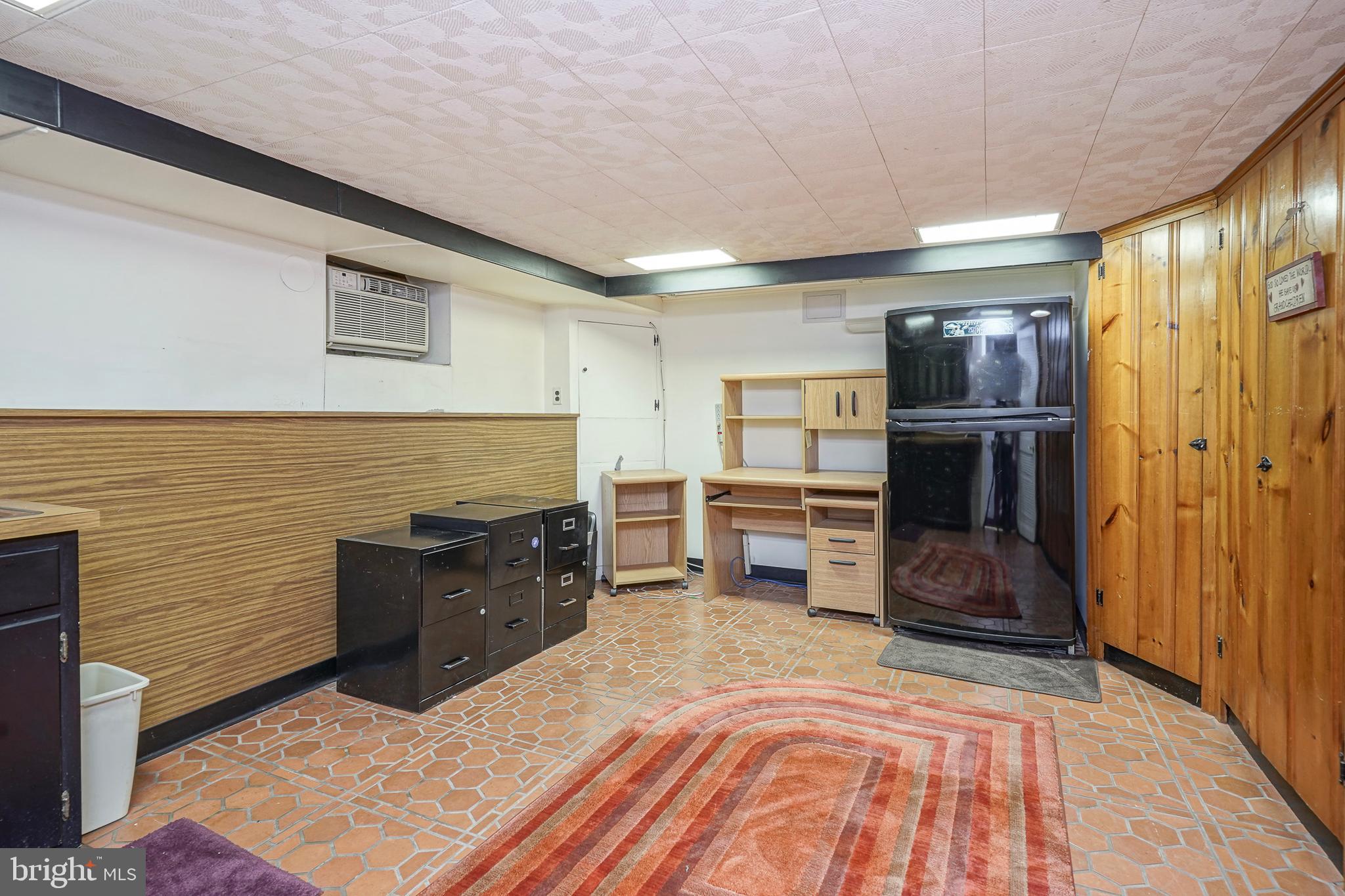 GIRARD ESTATES - Residential