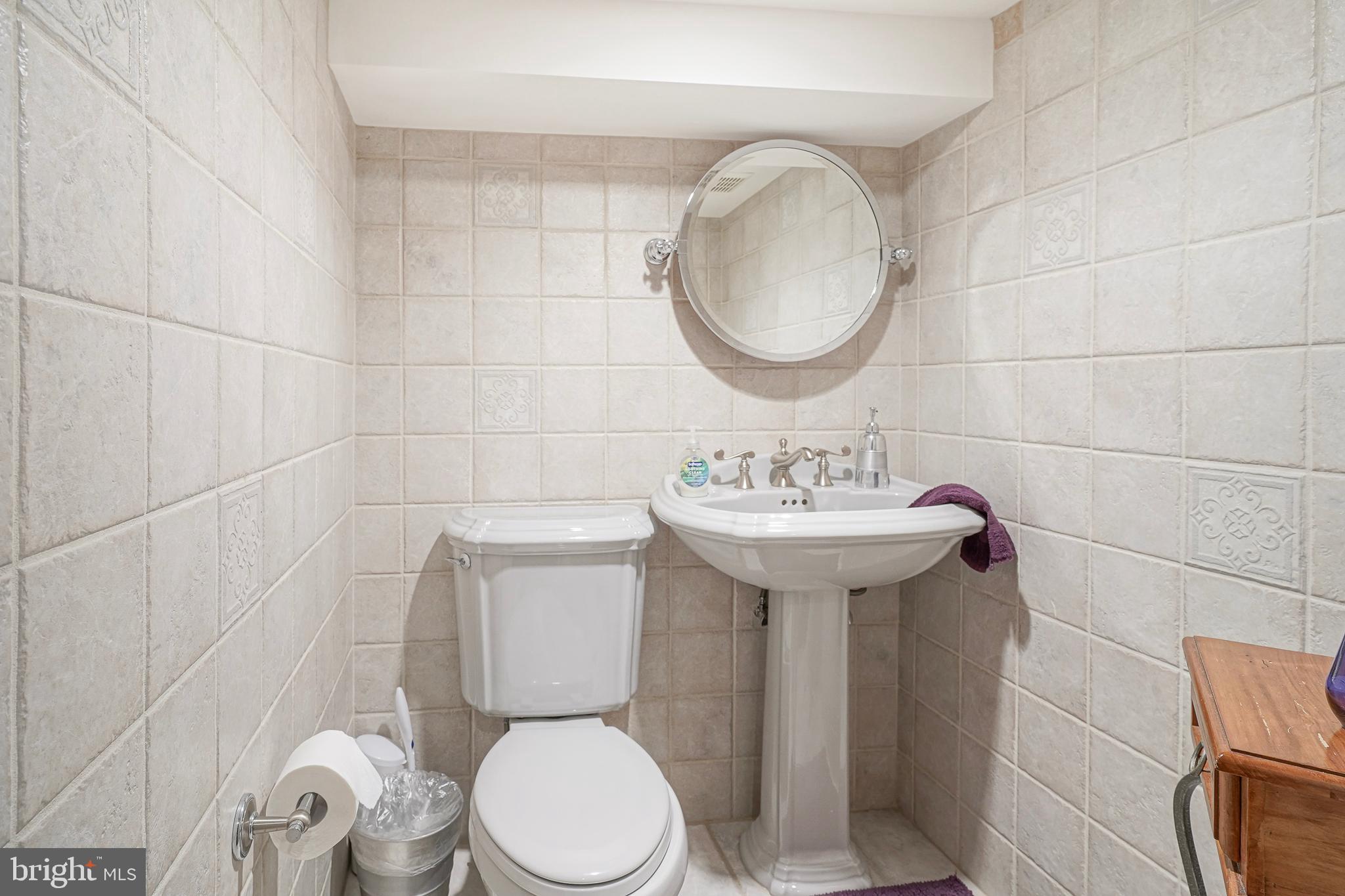 GIRARD ESTATES - Residential