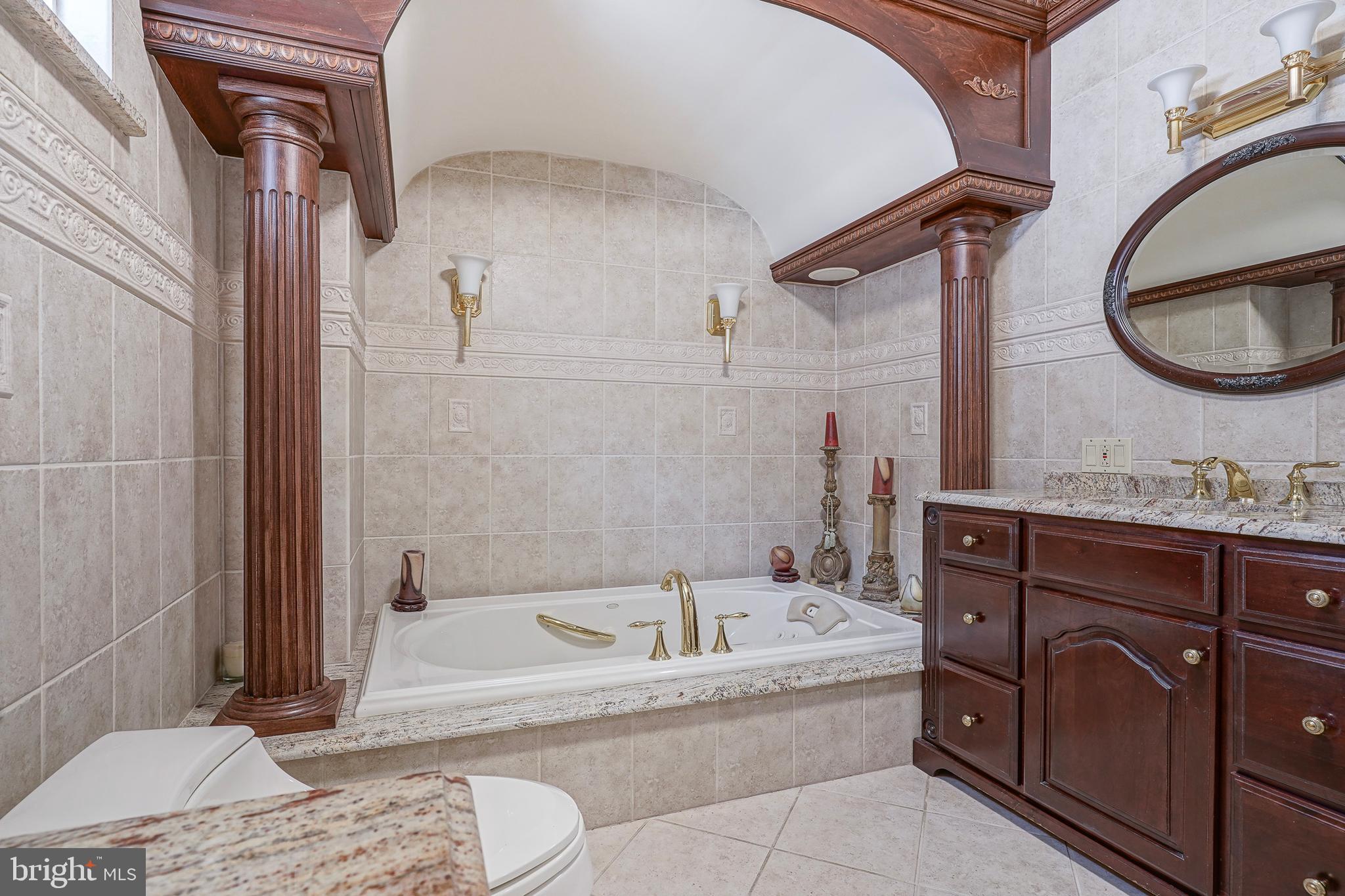 GIRARD ESTATES - Residential