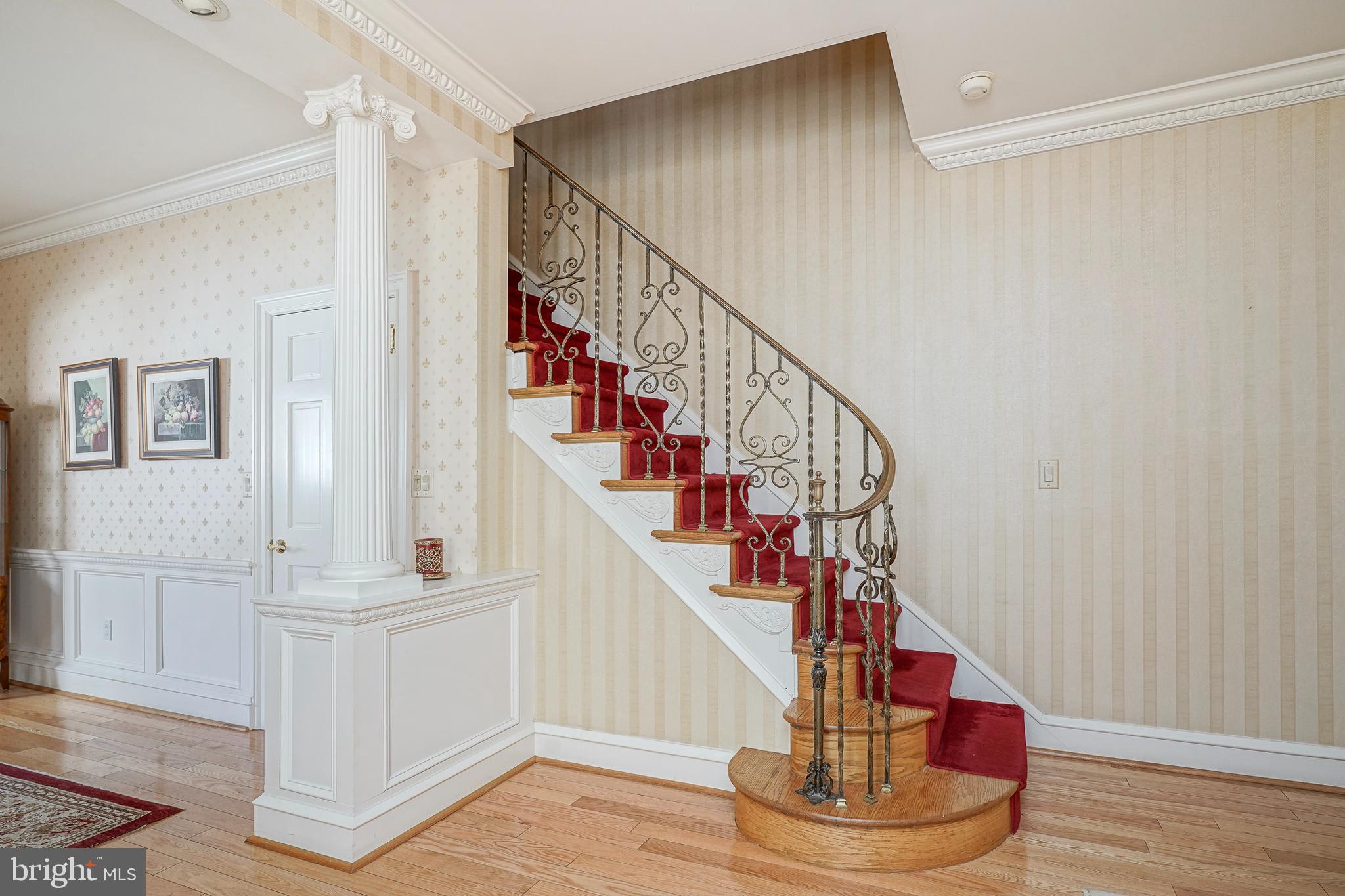 GIRARD ESTATES - Residential