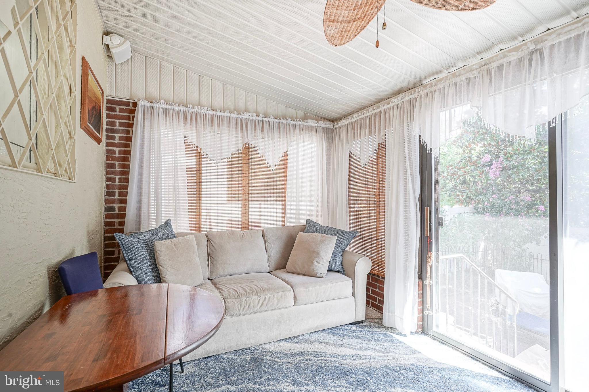 GIRARD ESTATES - Residential