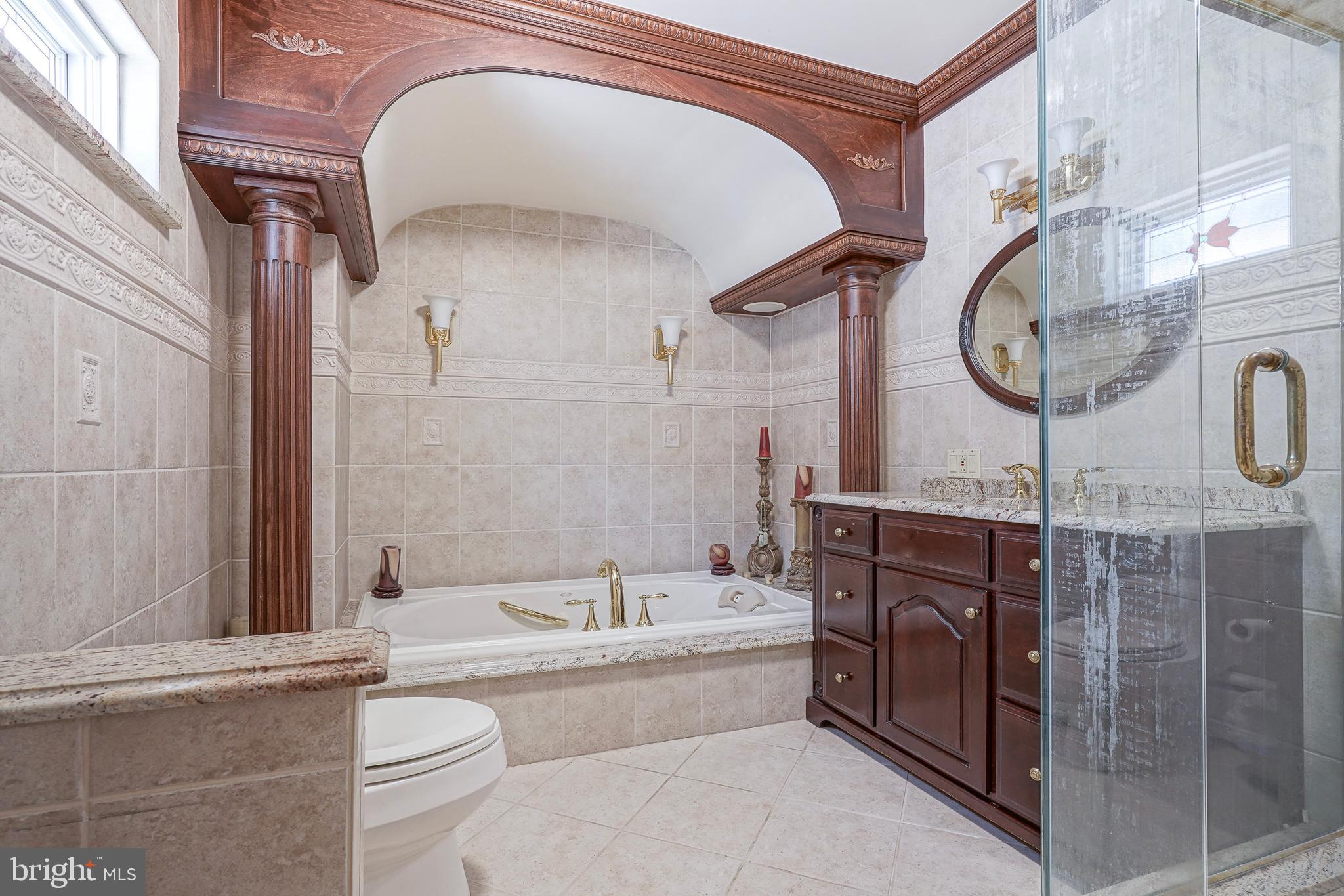 GIRARD ESTATES - Residential