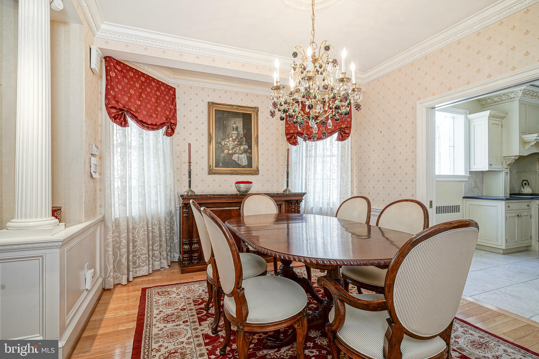 GIRARD ESTATES - Residential