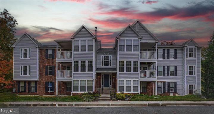 901 WOODBRIDGE COURT L