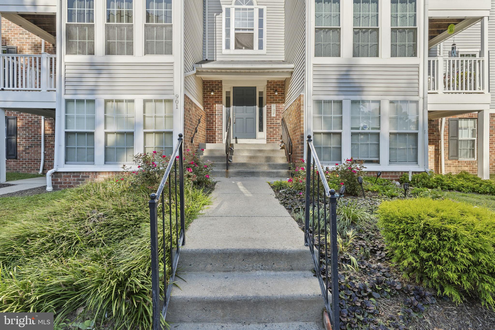 901 WOODBRIDGE COURT L