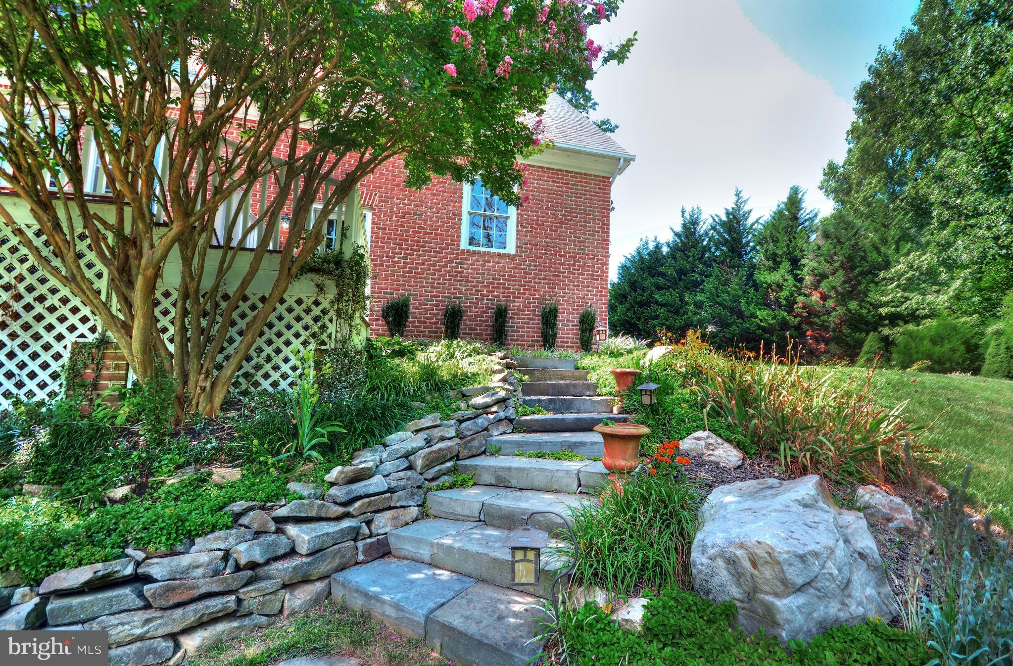 SPRINGHILL FARMS - Residential