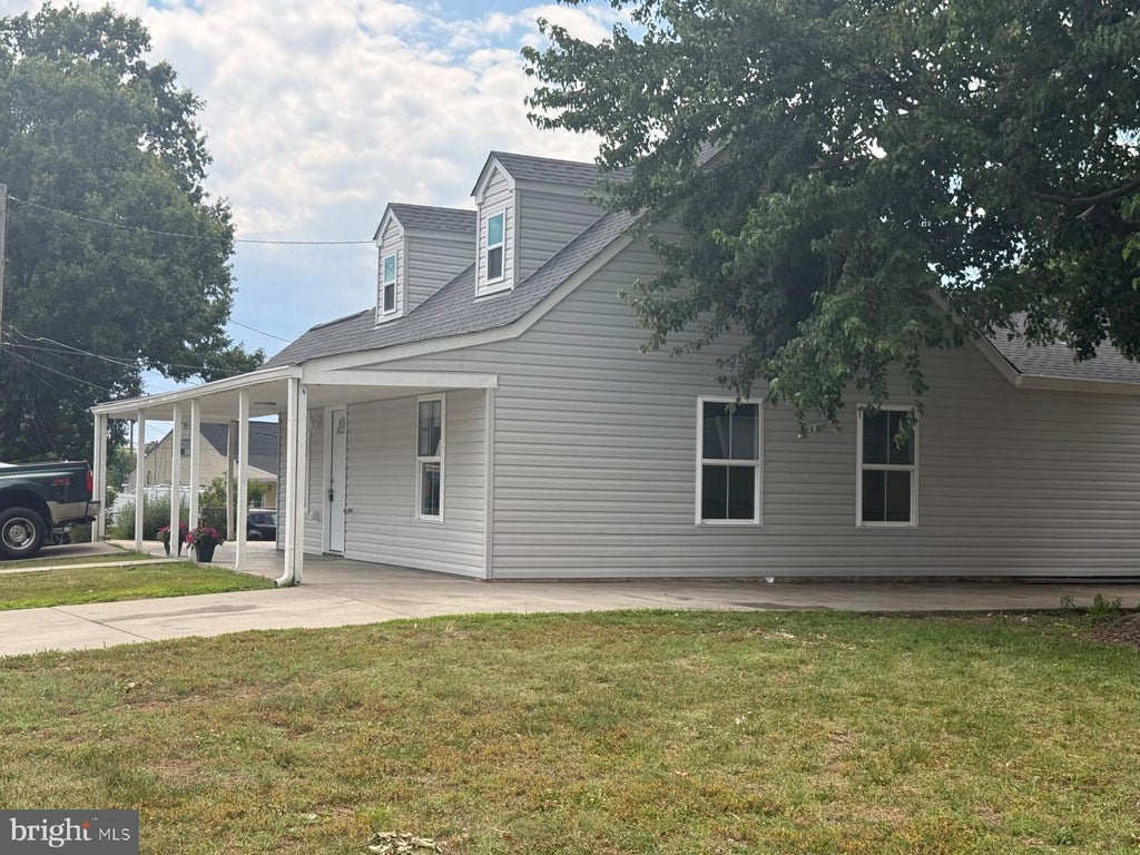 Photo of 146 Scott Drive, MANASSAS PARK, VA 20111 (MLS # VAMP2004060)