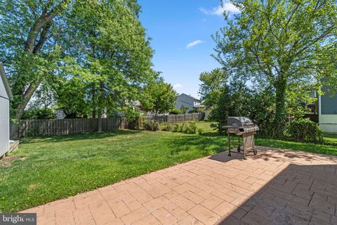 Tiny photo for 2018 Norhurst Way N, CATONSVILLE, MD 21228 (MLS # MDBC2162142)