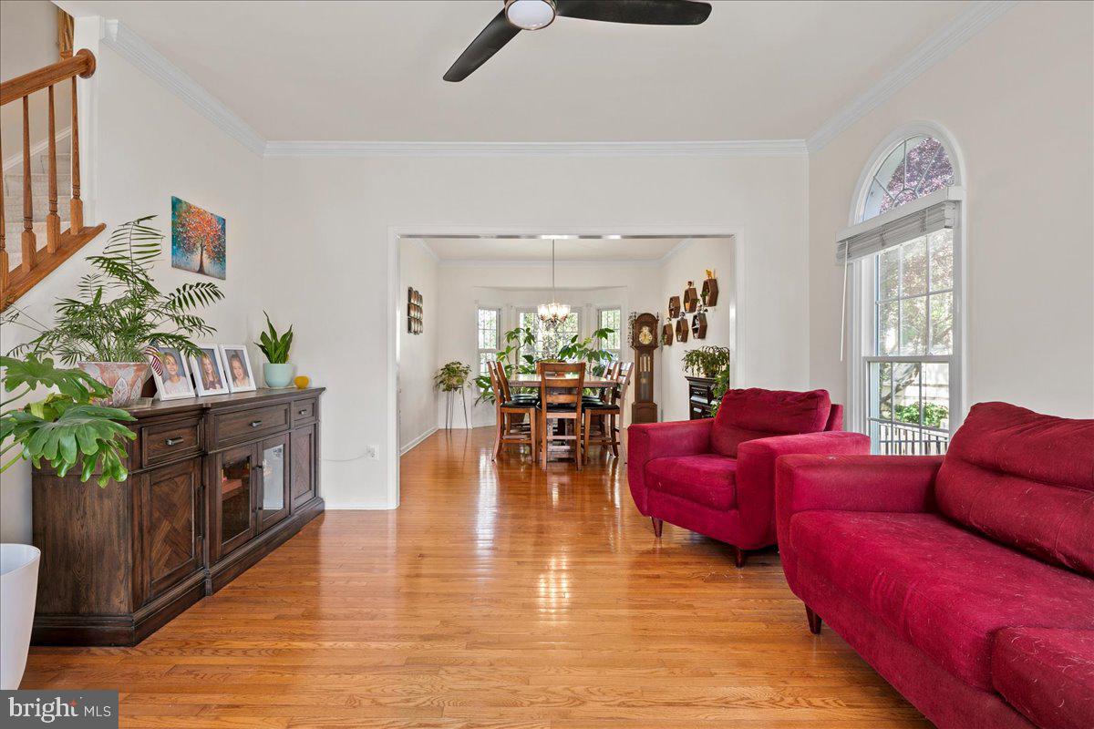 10193 WISTLEWOOD COURT