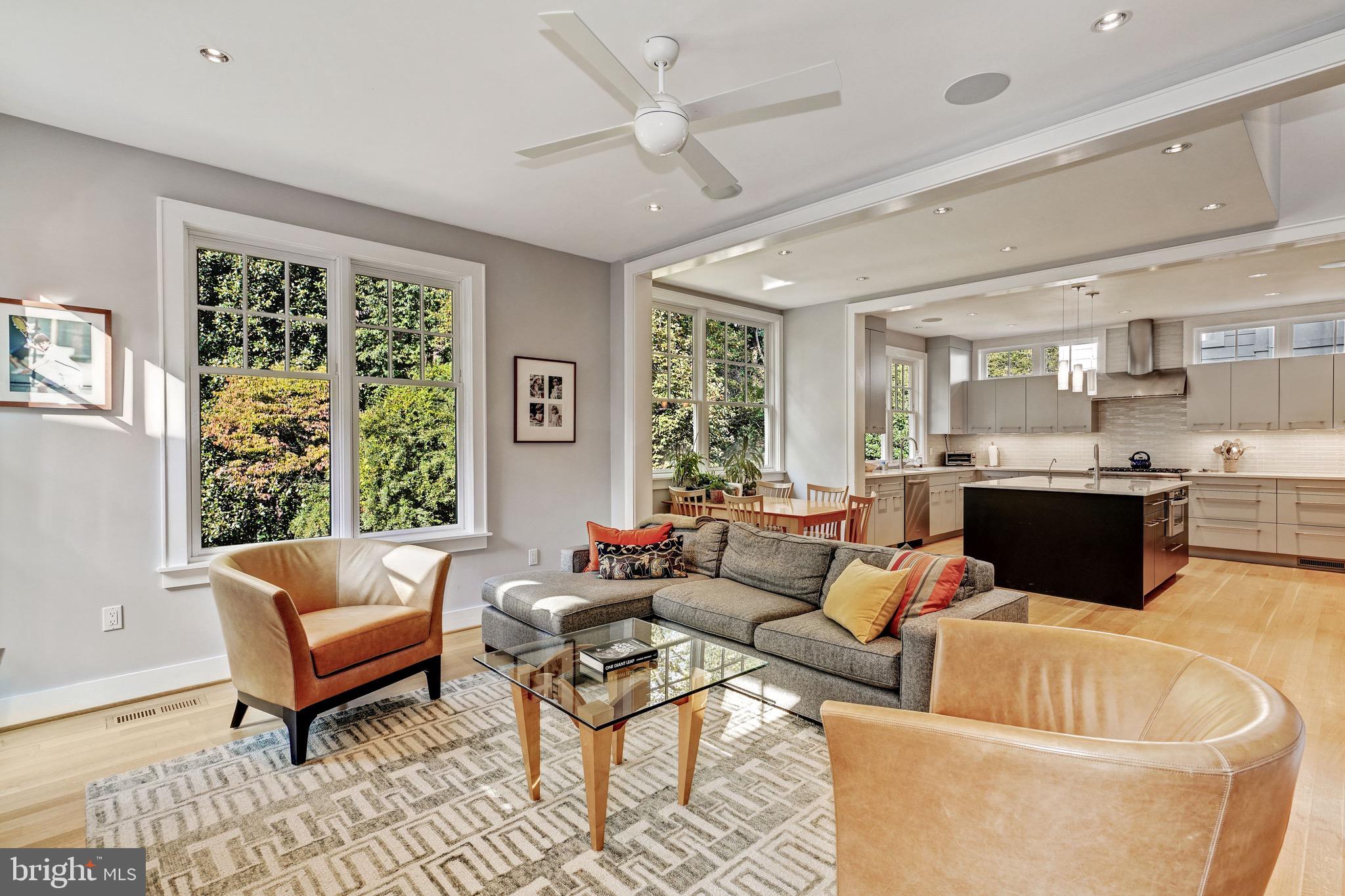 CLEVELAND PARK - Residential
