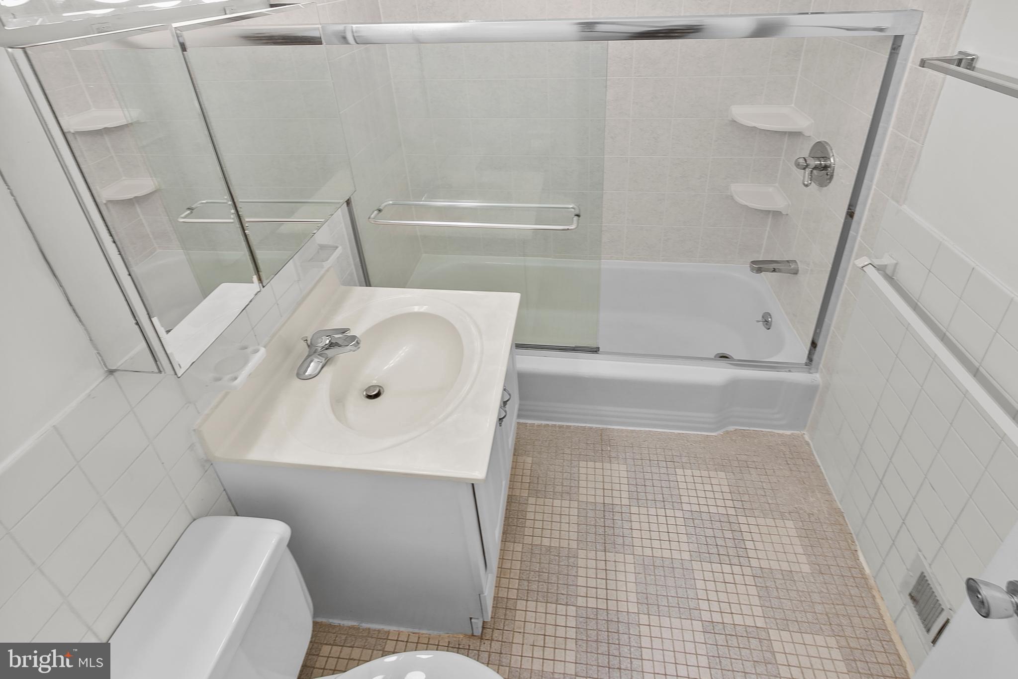 PARKSIDE CONDOMINIUMS - Residential