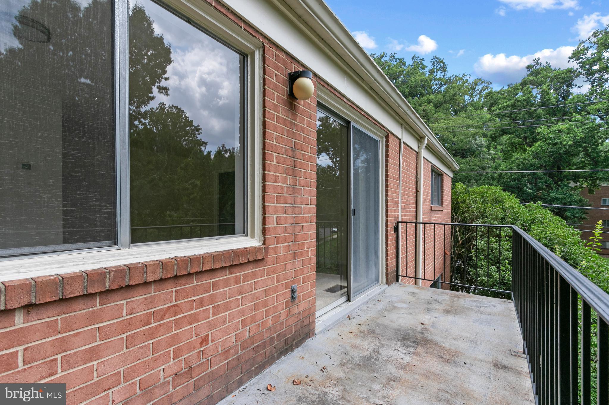 PARKSIDE CONDOMINIUMS - Residential